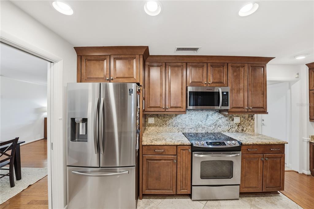 St Petersburg, Florida, 33703, United States, 4 Bedrooms Bedrooms, ,4 BathroomsBathrooms,Residential,For Sale,2002188