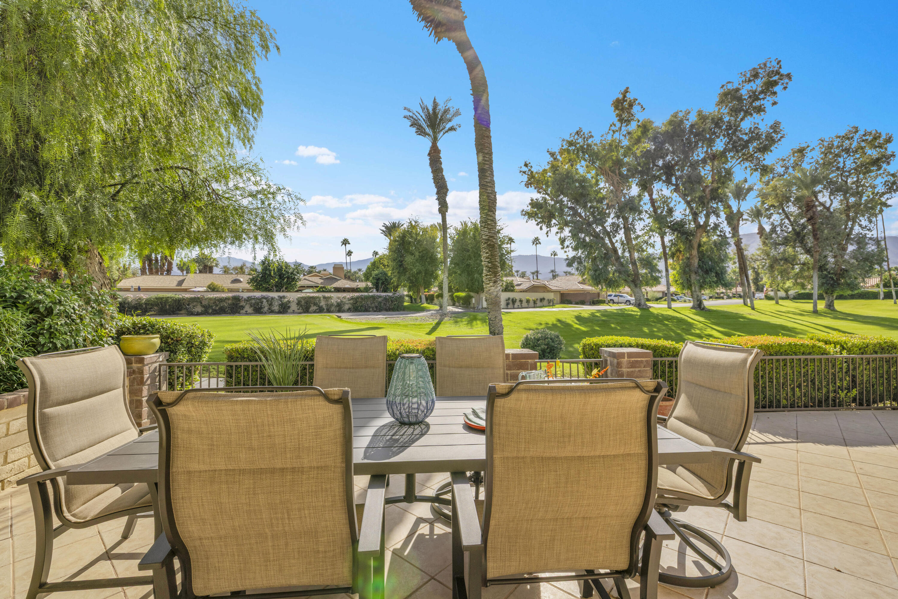 Palm Desert, California, 92260, United States, 2 Bedrooms Bedrooms, ,2 BathroomsBathrooms,Residential,For Sale,1987933