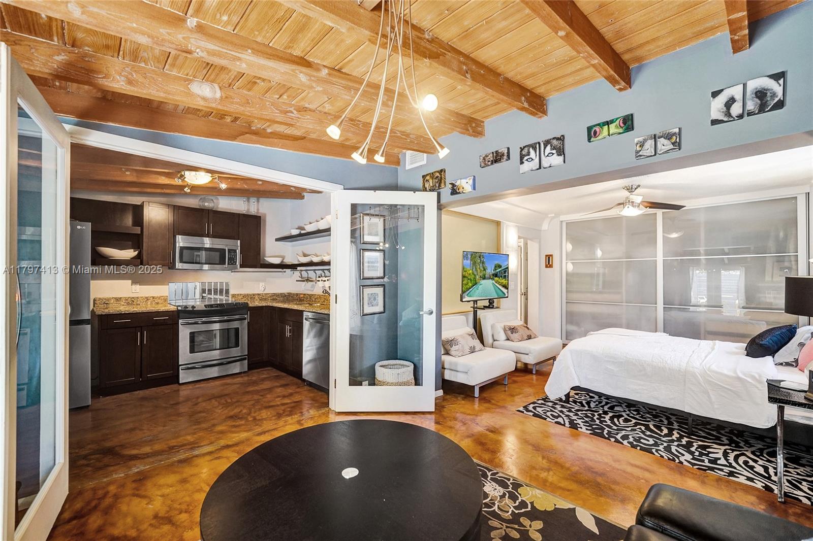 Wilton Manors, Florida, 33305, United States, 3 Bedrooms Bedrooms, ,3 BathroomsBathrooms,Residential,For Sale,1803102