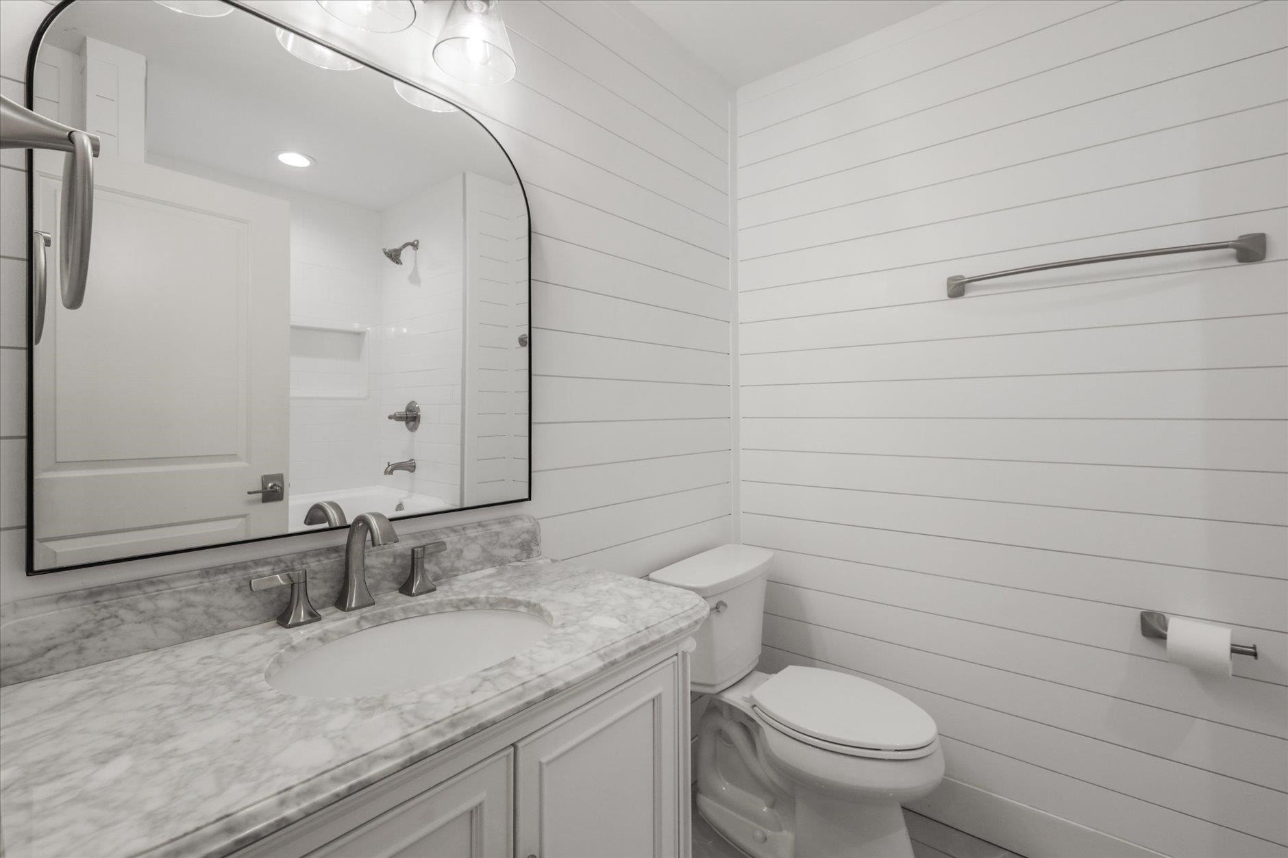 Tallahassee, Florida, 32308-0927, United States, 4 Bedrooms Bedrooms, ,3 BathroomsBathrooms,Residential,For Sale,1981532