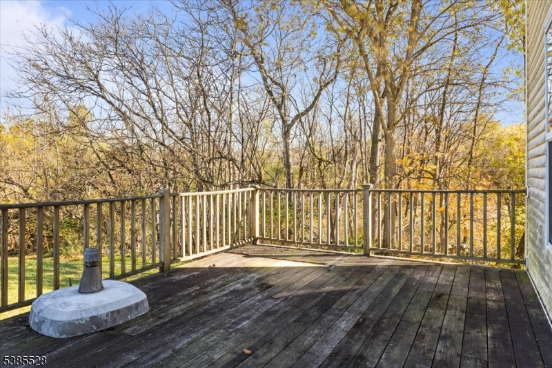 White Twp., New Jersey, 07823, United States, 4 Bedrooms Bedrooms, ,3 BathroomsBathrooms,Residential,For Sale,1989028