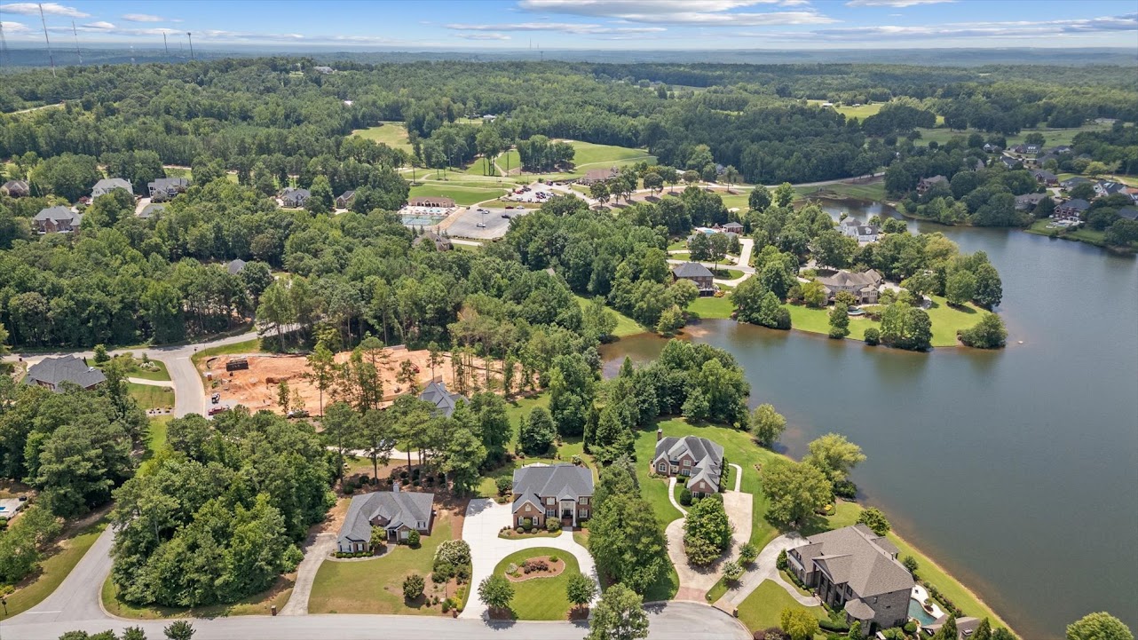 Carrollton, Georgia, 30116, United States, 6 Bedrooms Bedrooms, ,5 BathroomsBathrooms,Residential,For Sale,1893657
