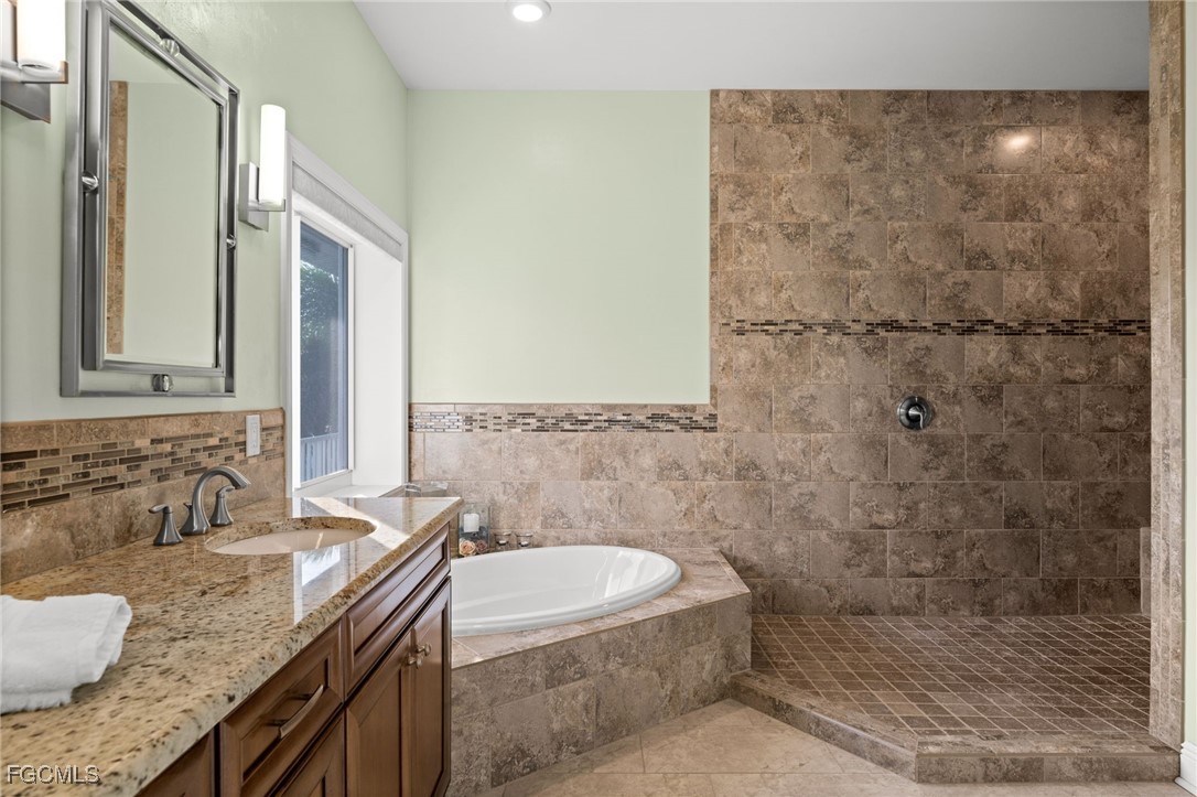 St James City, Florida, 33956, United States, 3 Bedrooms Bedrooms, ,3 BathroomsBathrooms,Residential,For Sale,1998711