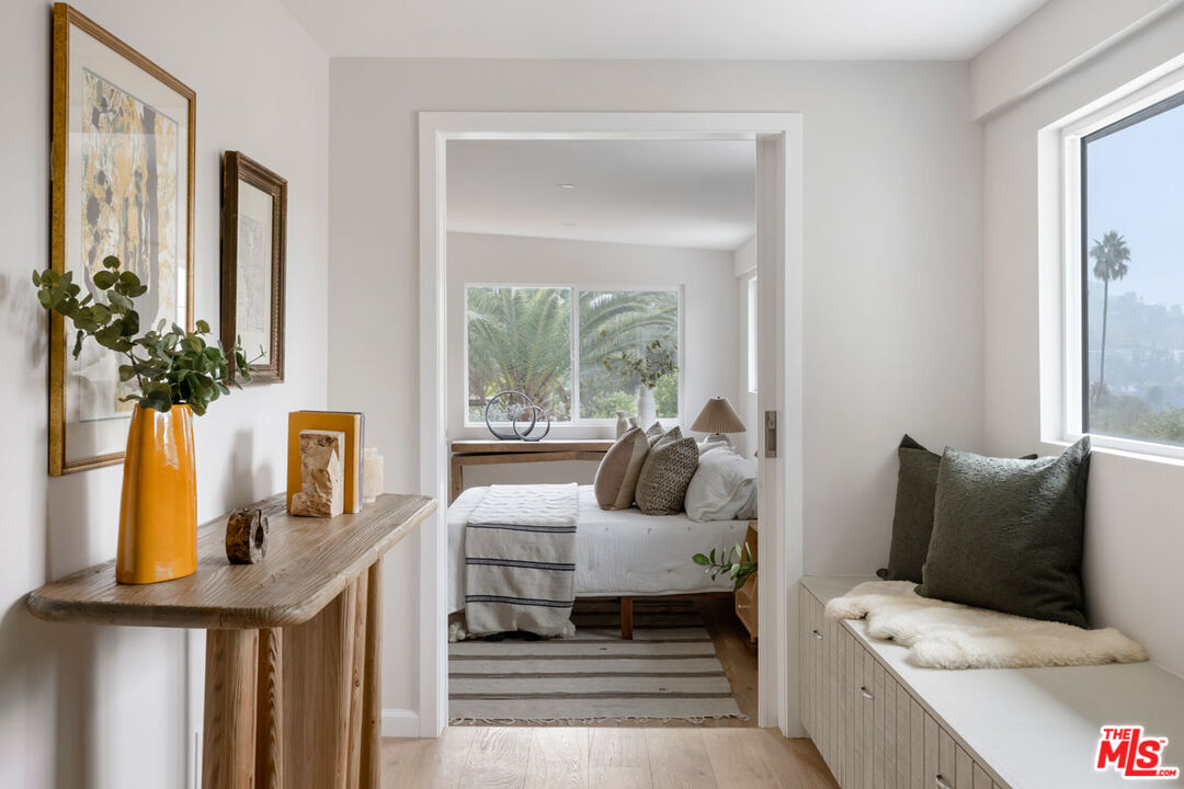 Los Angeles, California, 90065, United States, 3 Bedrooms Bedrooms, ,2 BathroomsBathrooms,Residential,For Sale,1987634