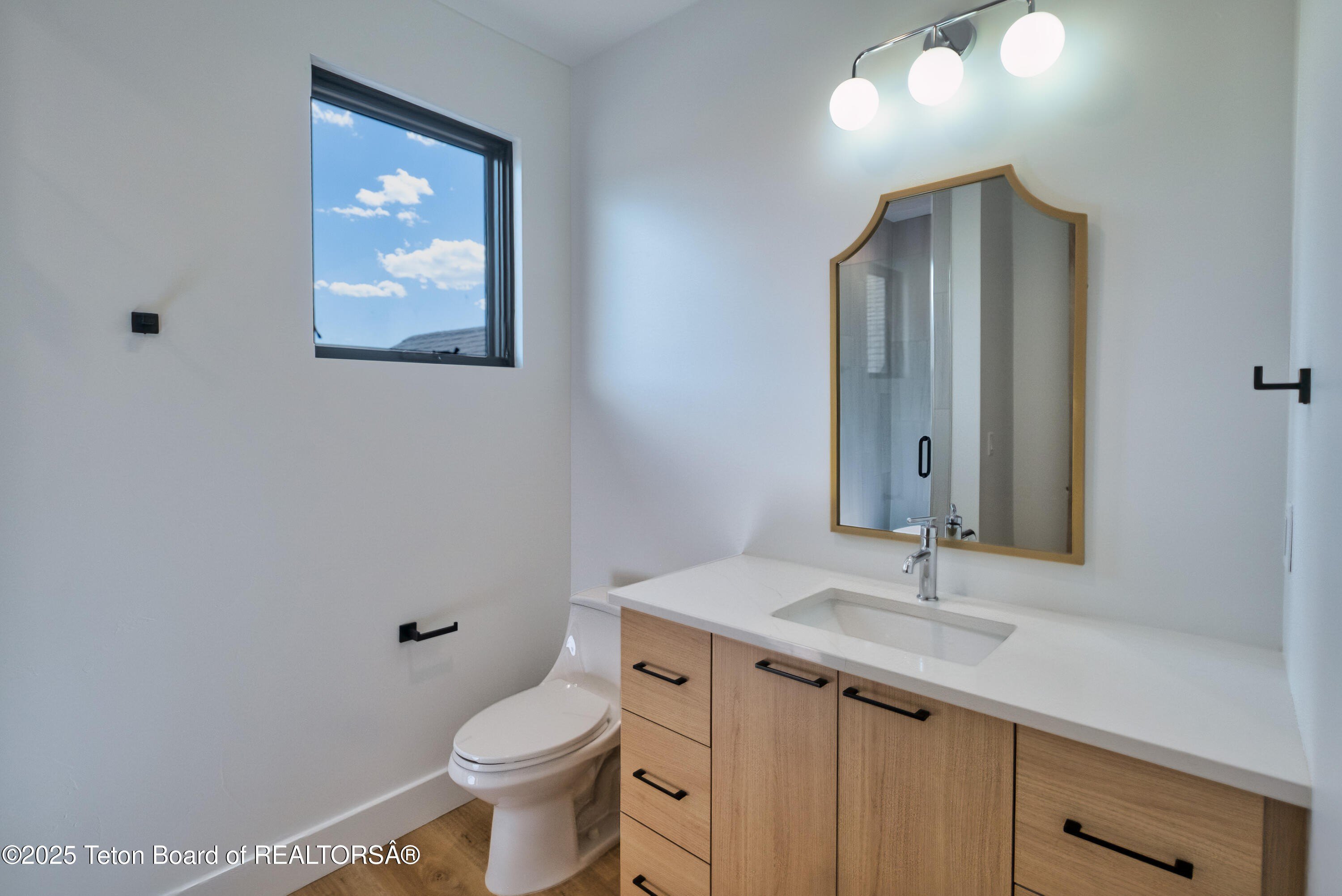 Victor, Idaho, 83455, United States, 4 Bedrooms Bedrooms, ,4 BathroomsBathrooms,Residential,For Sale,1979120