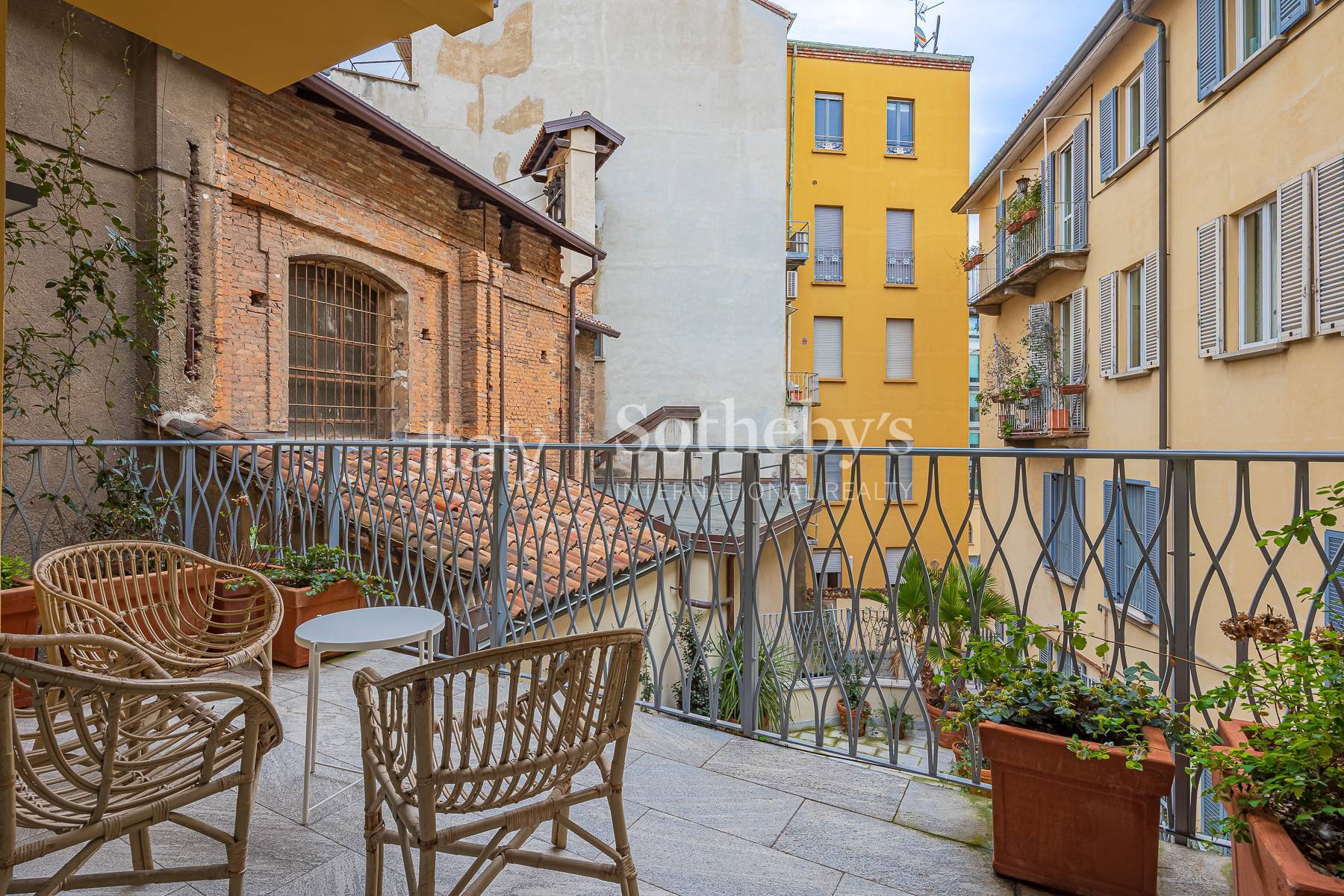  Elegant renovated apartment in the Magenta–Castello area - 物件實景