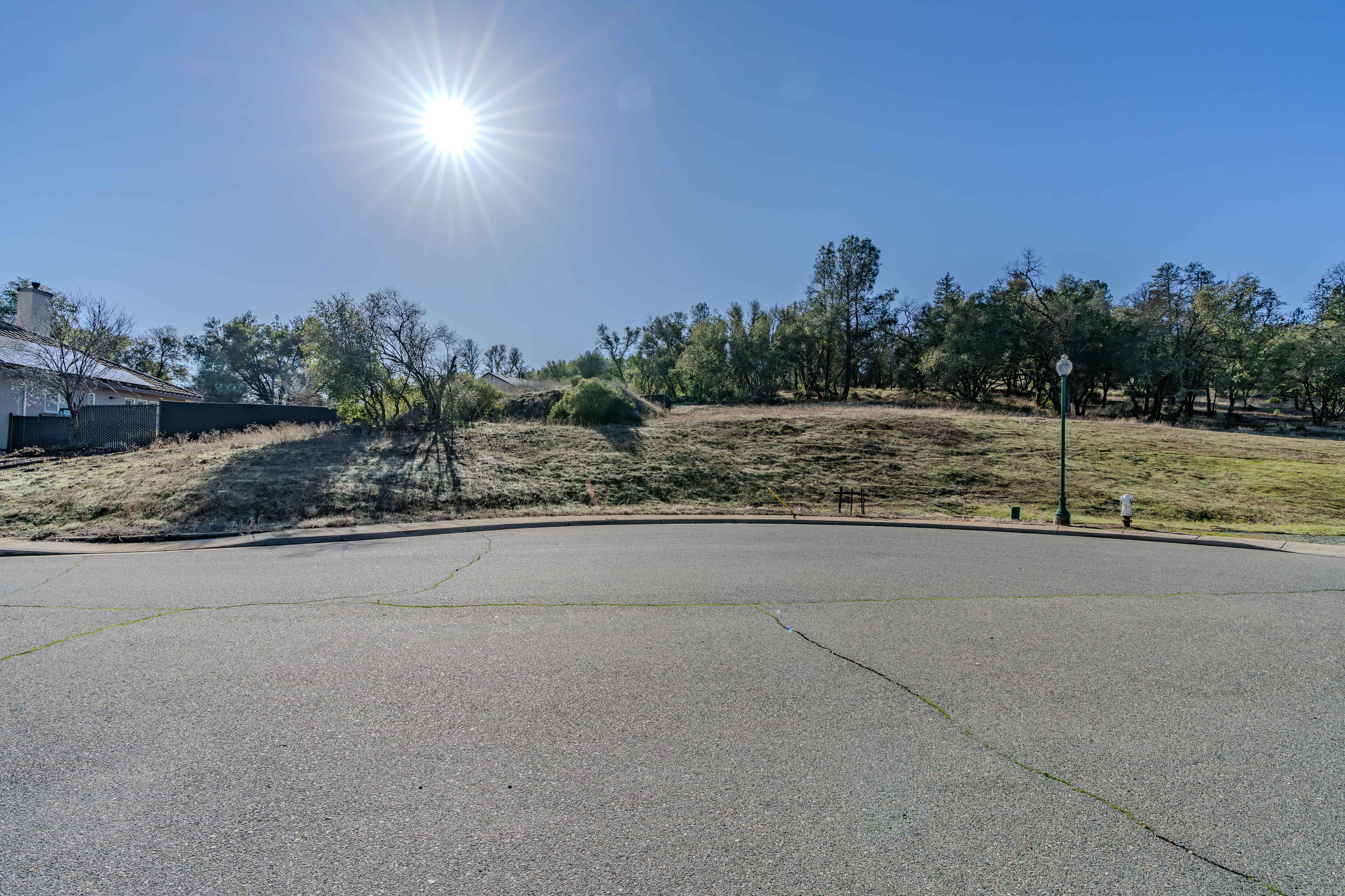  Desirable neighborhood lot ready for development - 物件實景
