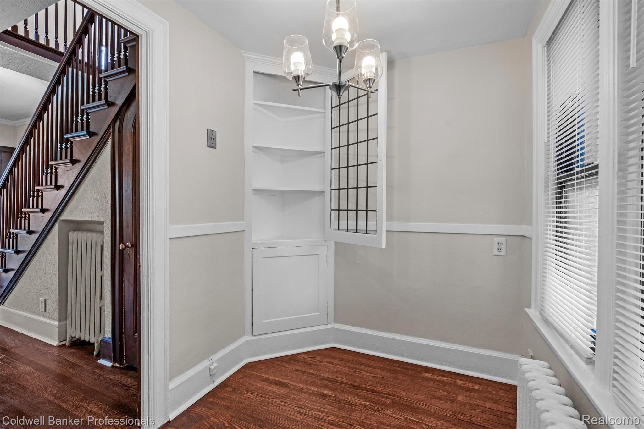 Detroit, Michigan, 48221, United States, 4 Bedrooms Bedrooms, ,5 BathroomsBathrooms,Residential,For Sale,1947184