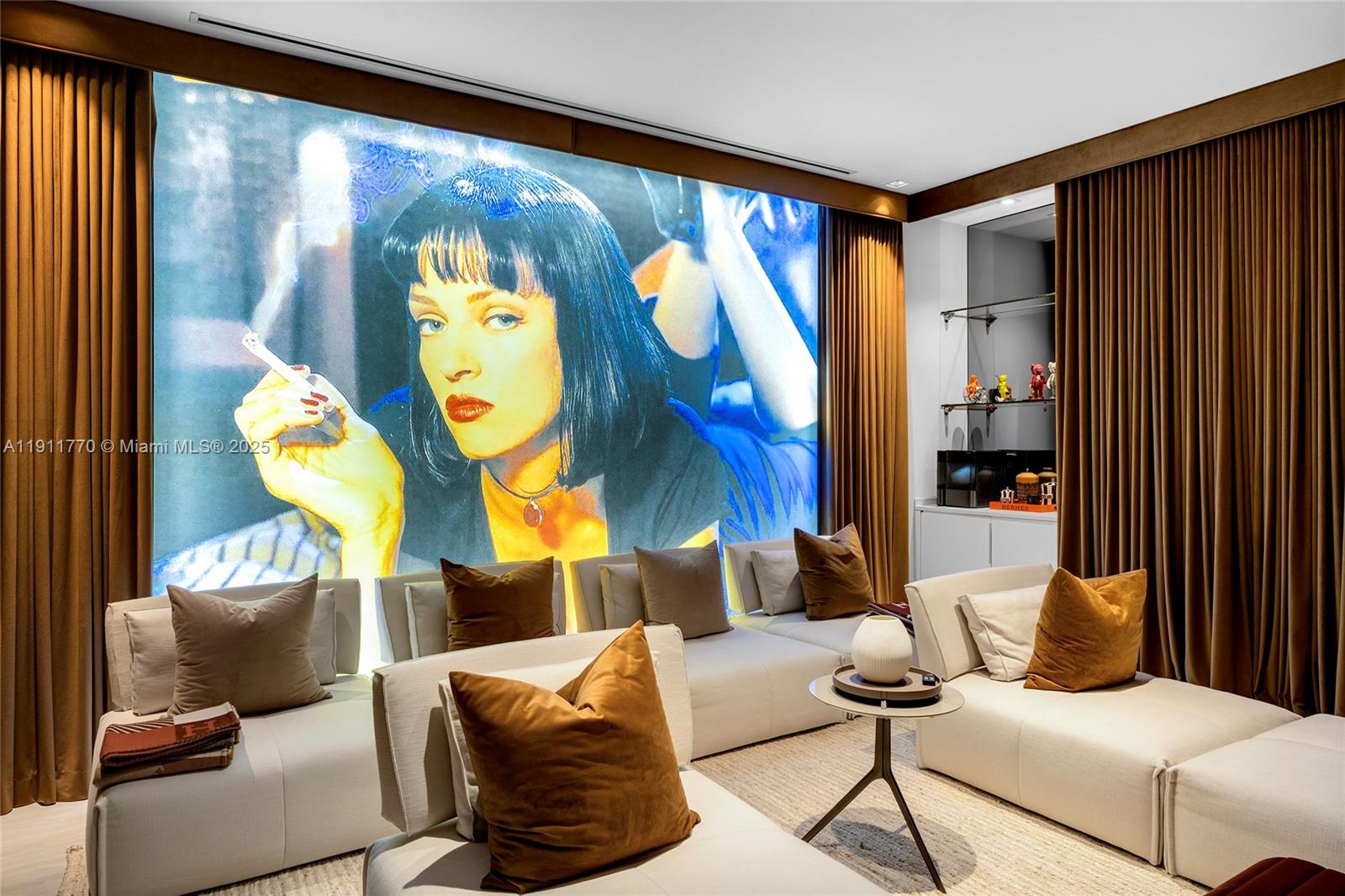 Miami, Florida, 33132, United States, 6 Bedrooms Bedrooms, ,7 BathroomsBathrooms,Residential,For Sale,1991375