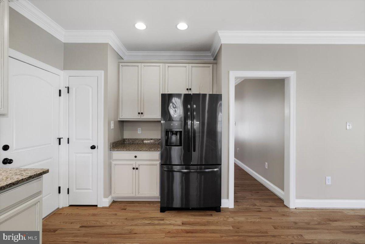 Clear Brook, Virginia, 22624, United States, 4 Bedrooms Bedrooms, ,4 BathroomsBathrooms,Residential,For Sale,1921758