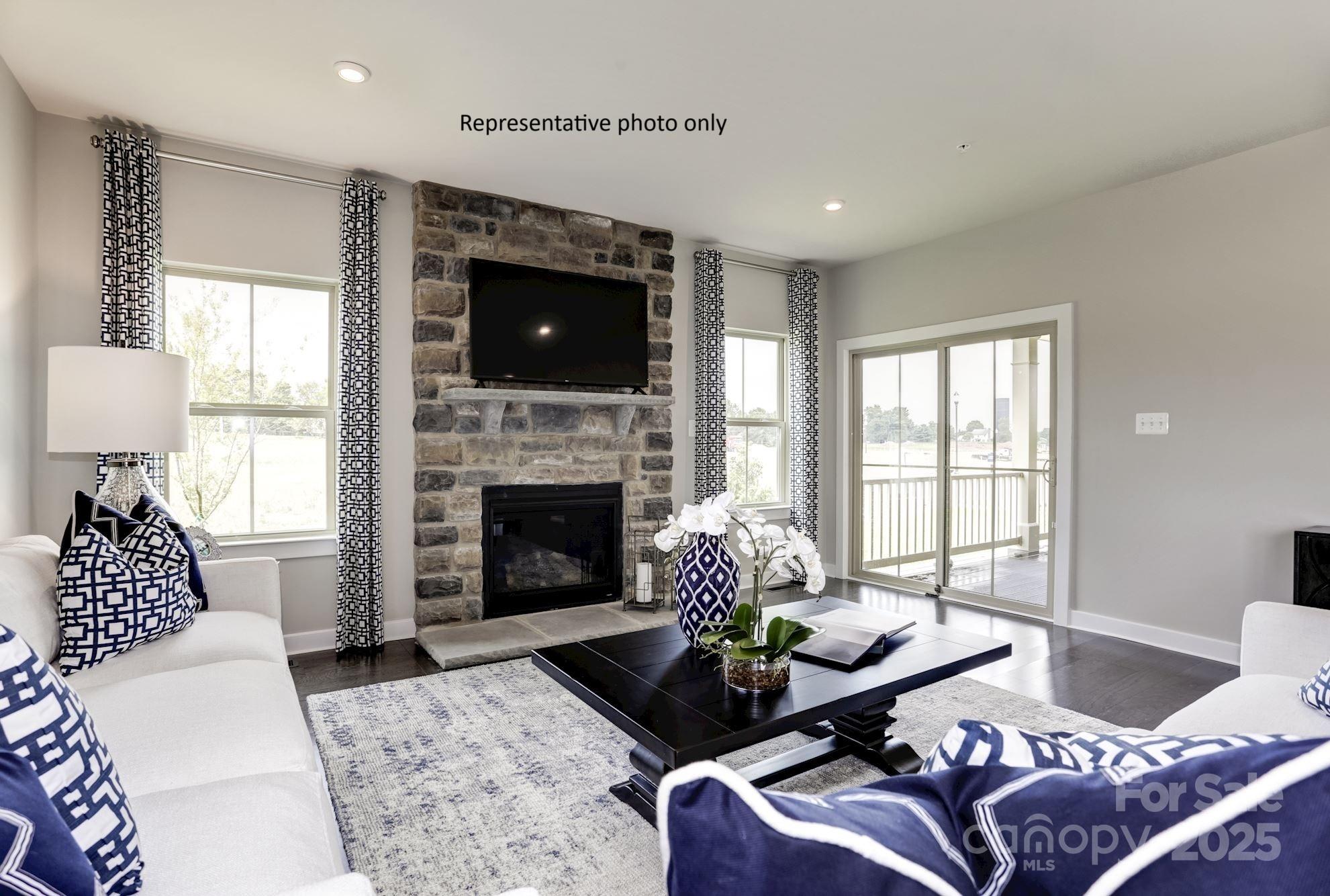 Indian Trail, North Carolina, 28079, United States, 3 Bedrooms Bedrooms, ,3 BathroomsBathrooms,Residential,For Sale,1982738