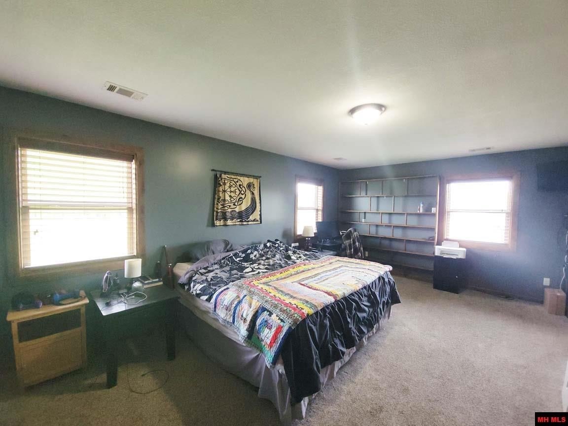 Franklin, Arkansas, 72536, United States, 5 Bedrooms Bedrooms, ,3 BathroomsBathrooms,Residential,For Sale,2039993