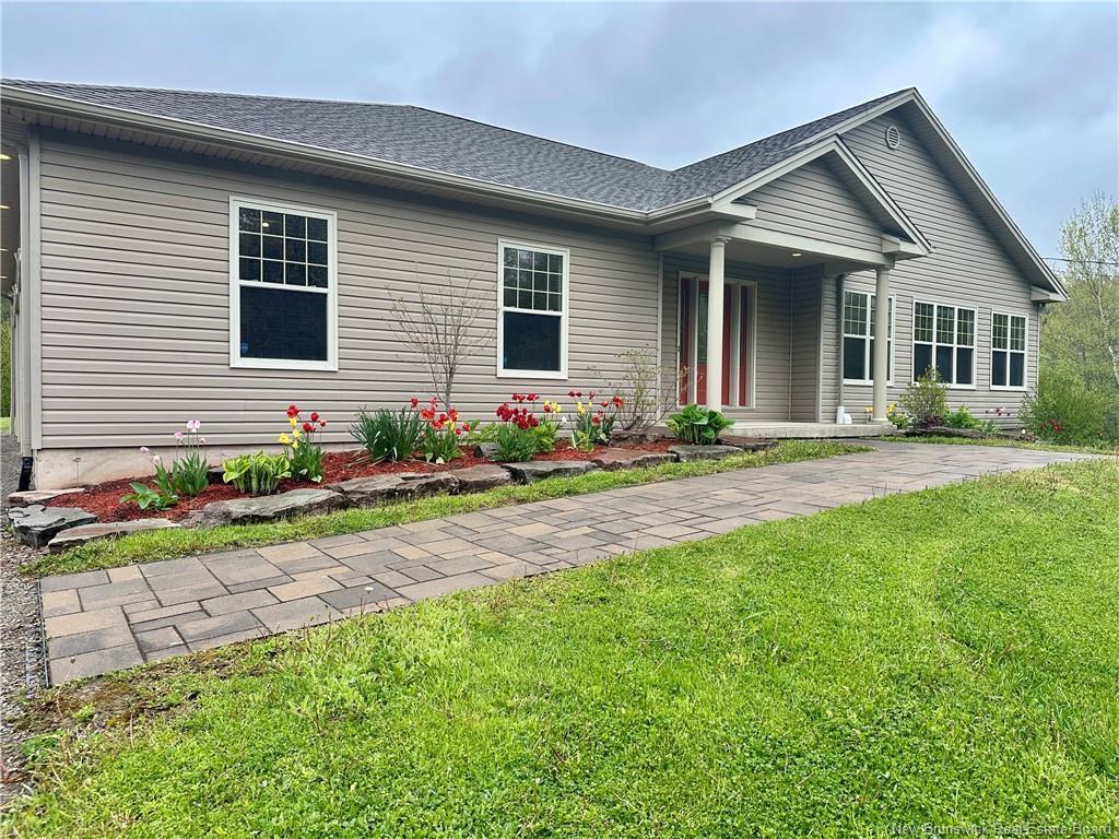 UPPER COVERDALE, New Brunswick, E1J 2A4, CA, 2 Bedrooms Bedrooms, ,3 BathroomsBathrooms,Residential,For Sale,1874700