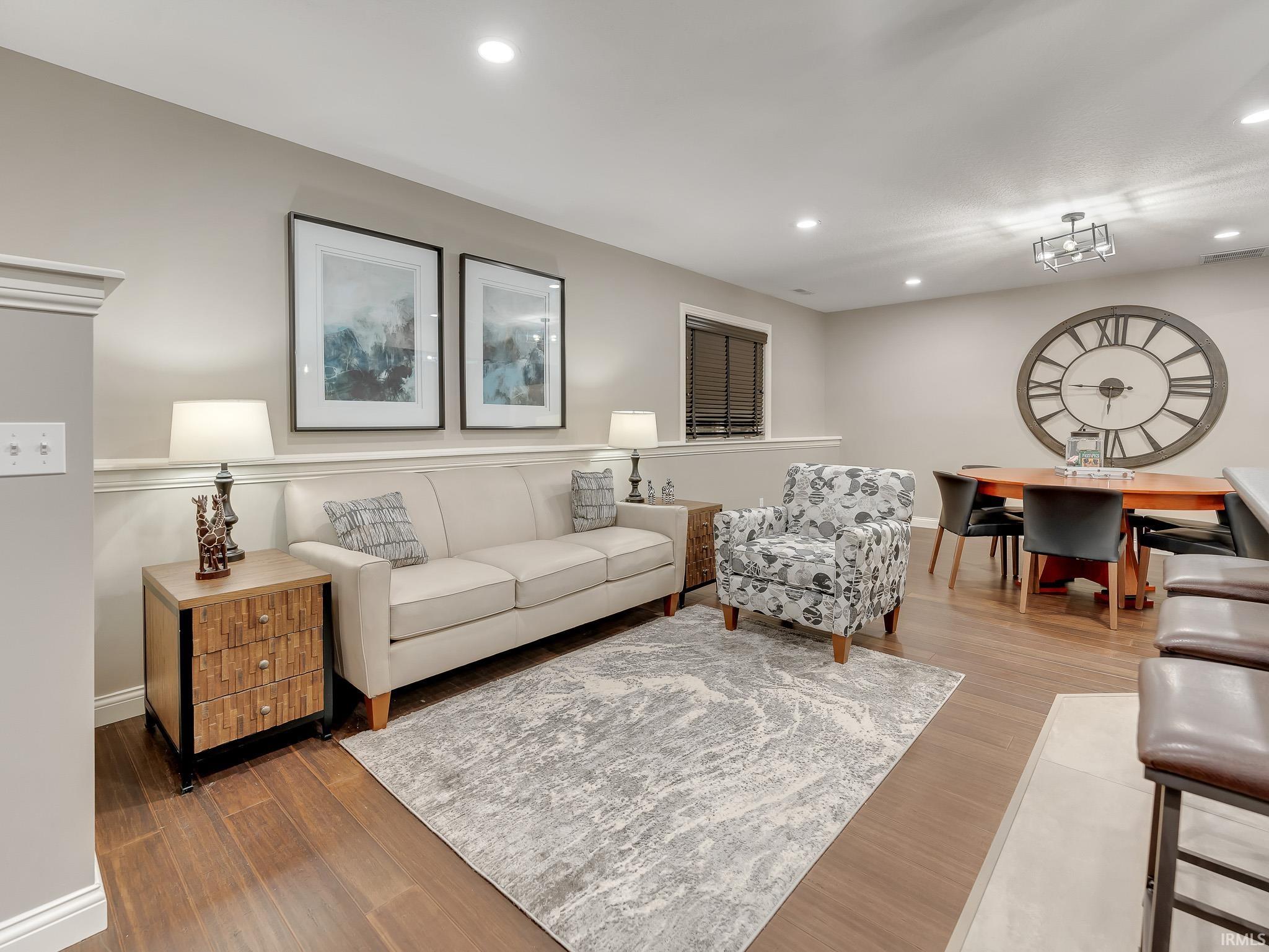 Leo, Indiana, 46765, United States, 4 Bedrooms Bedrooms, ,4 BathroomsBathrooms,Residential,For Sale,1988883