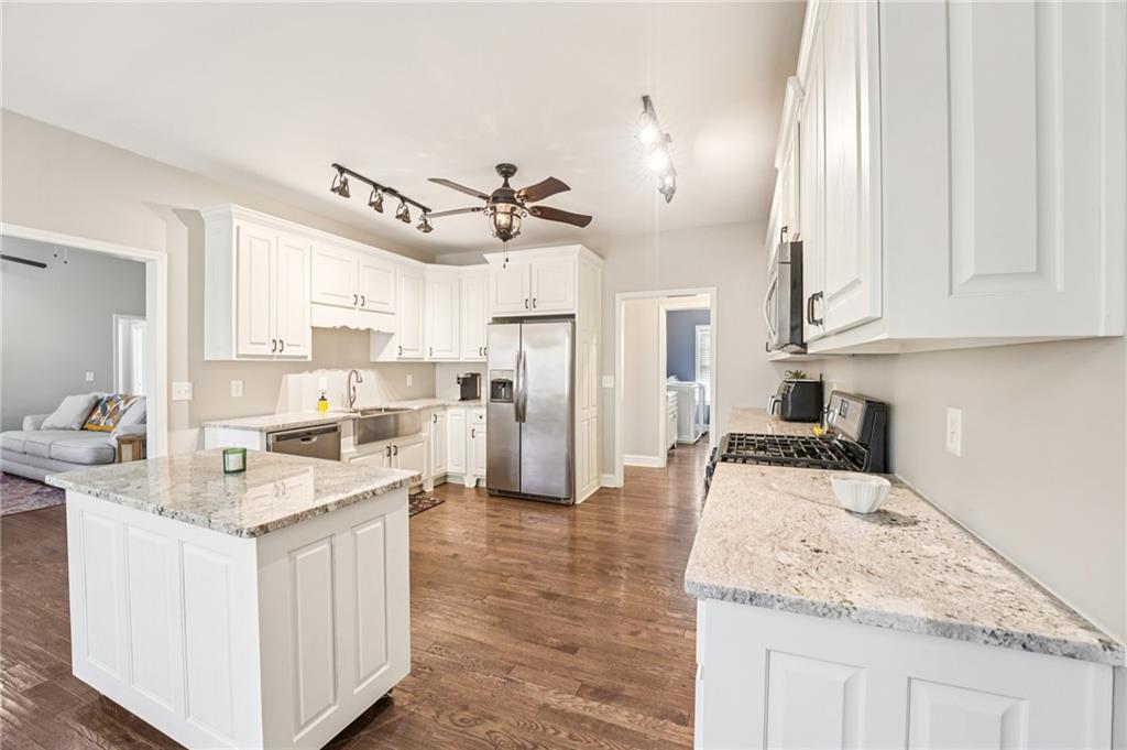 Cumming, Georgia, 30028, United States, 4 Bedrooms Bedrooms, ,3 BathroomsBathrooms,Residential,For Sale,2028381