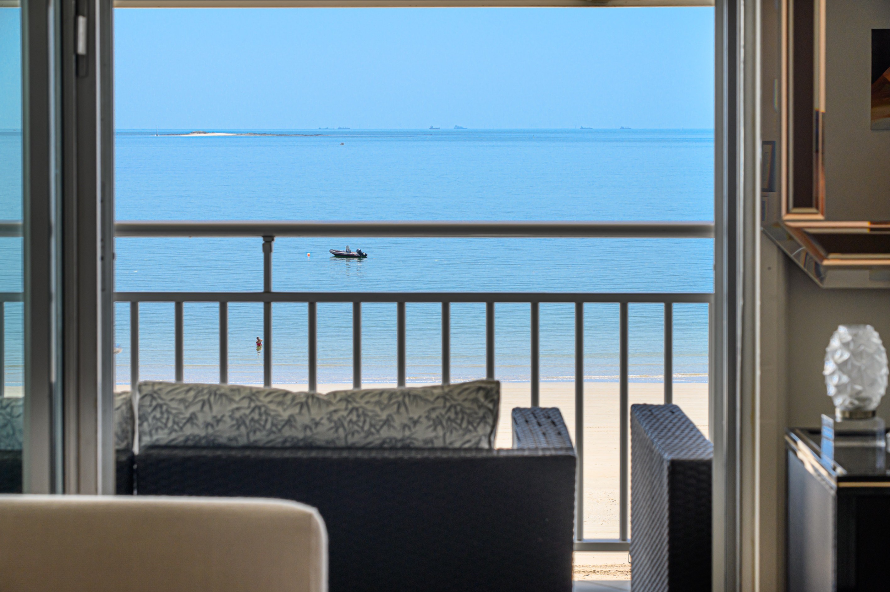  Exceptional Ocean-Facing Flat with Panoramic Terrace, Close to the Beaches and … - 物件實景