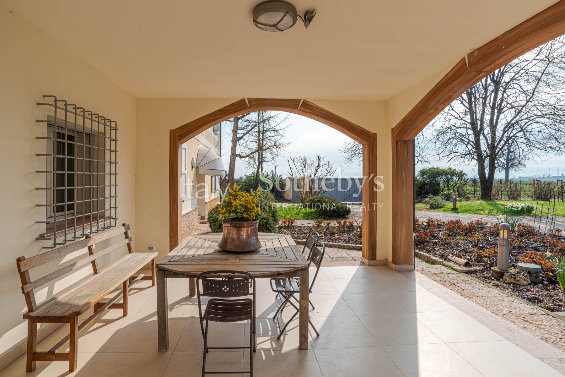  Private country villa with garden and private land - 物件實景