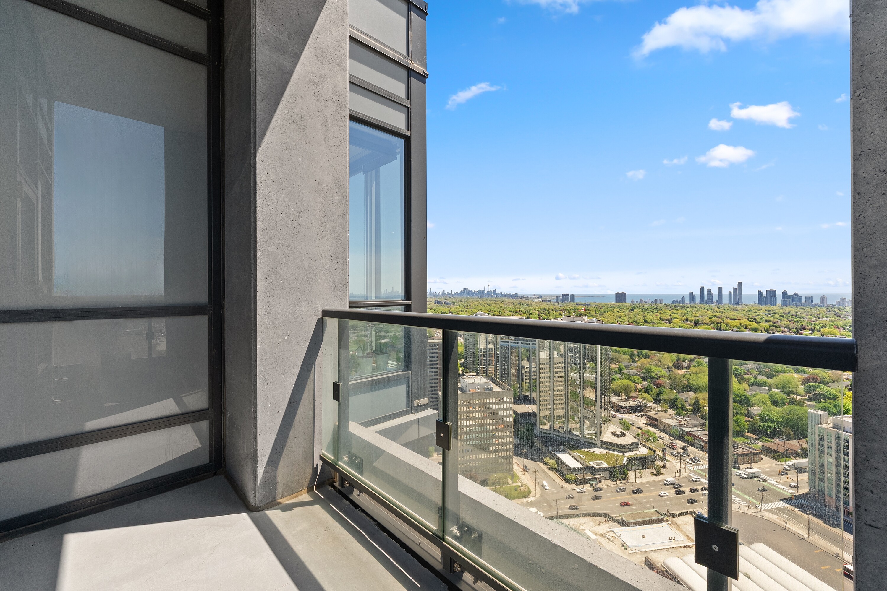  Bloorvista At Islington - 物件實景