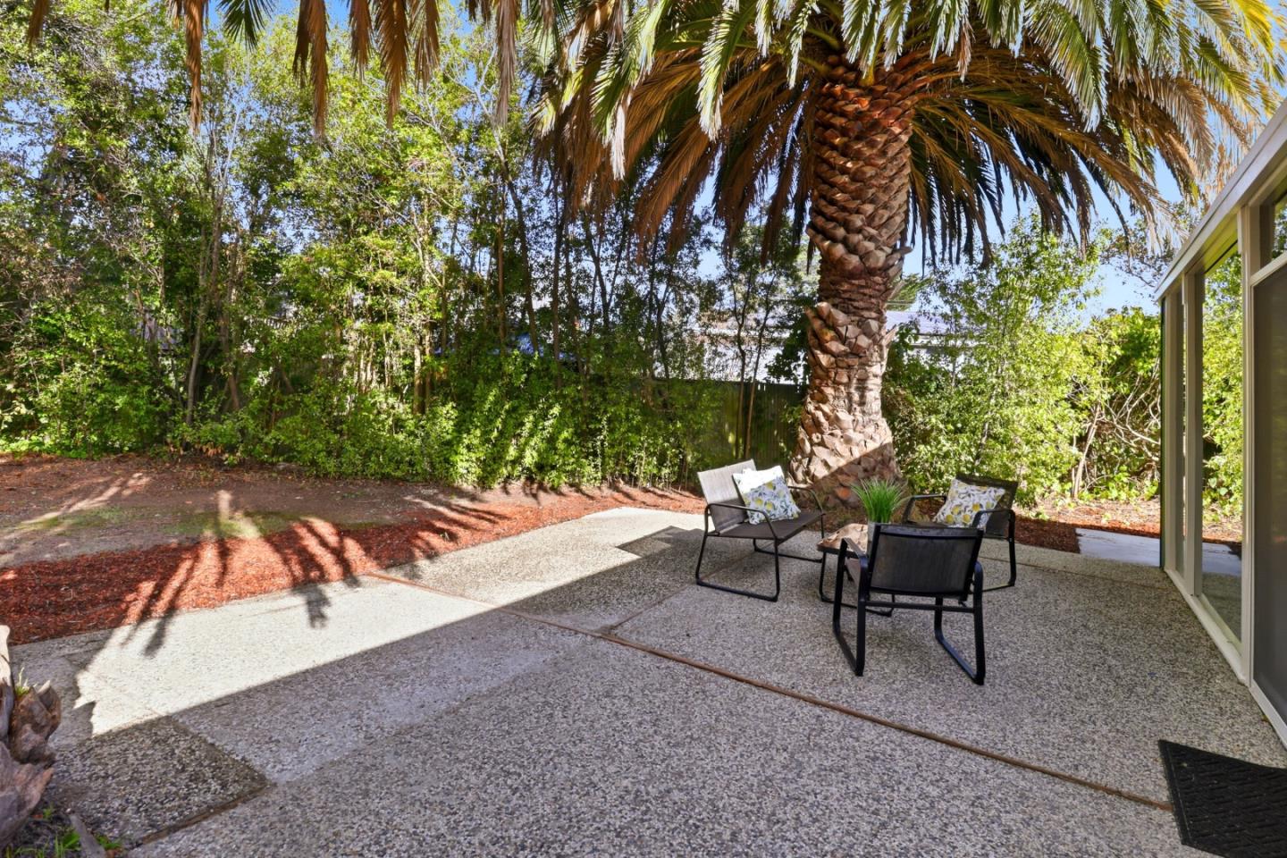 San Mateo, California, 94402, United States, 3 Bedrooms Bedrooms, ,2 BathroomsBathrooms,Residential,For Sale,1989577