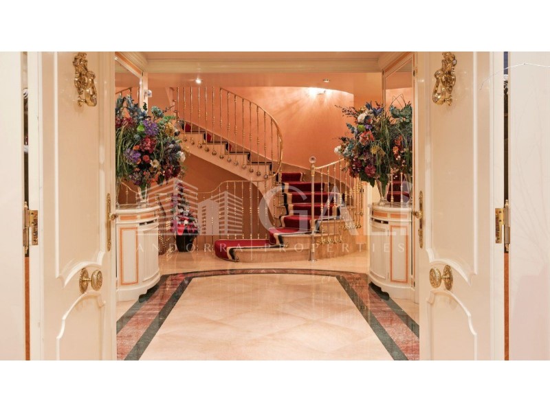 Andorra la Vella, Andorra, AD, 5 Bedrooms Bedrooms, ,4 BathroomsBathrooms,Residential,For Sale,1627592