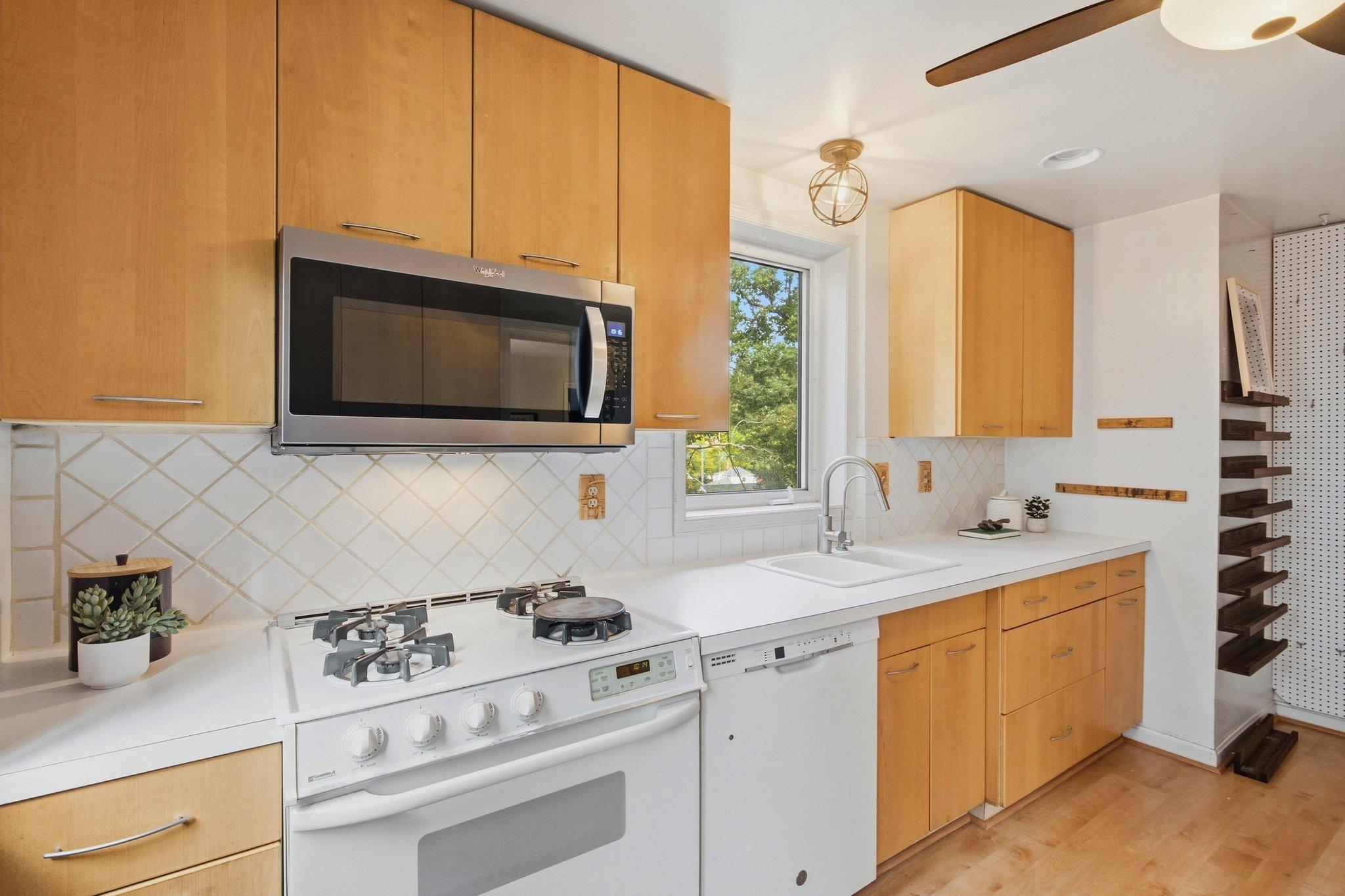  2422 Lake Avenue, Cheverly, MD, 20785 - 物件實景