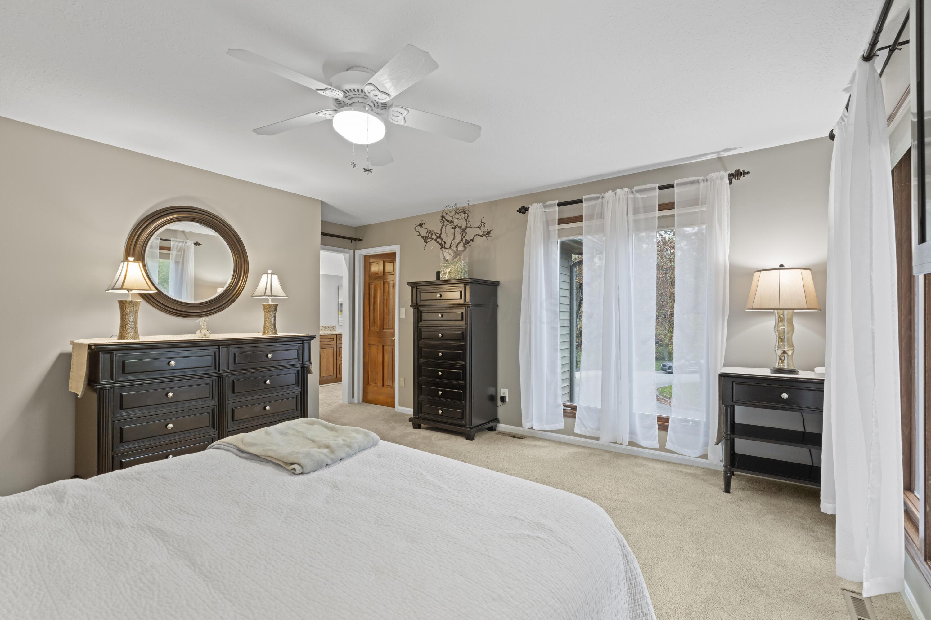 Columbus, Ohio, 43230, United States, 4 Bedrooms Bedrooms, ,4 BathroomsBathrooms,Residential,For Sale,1970472