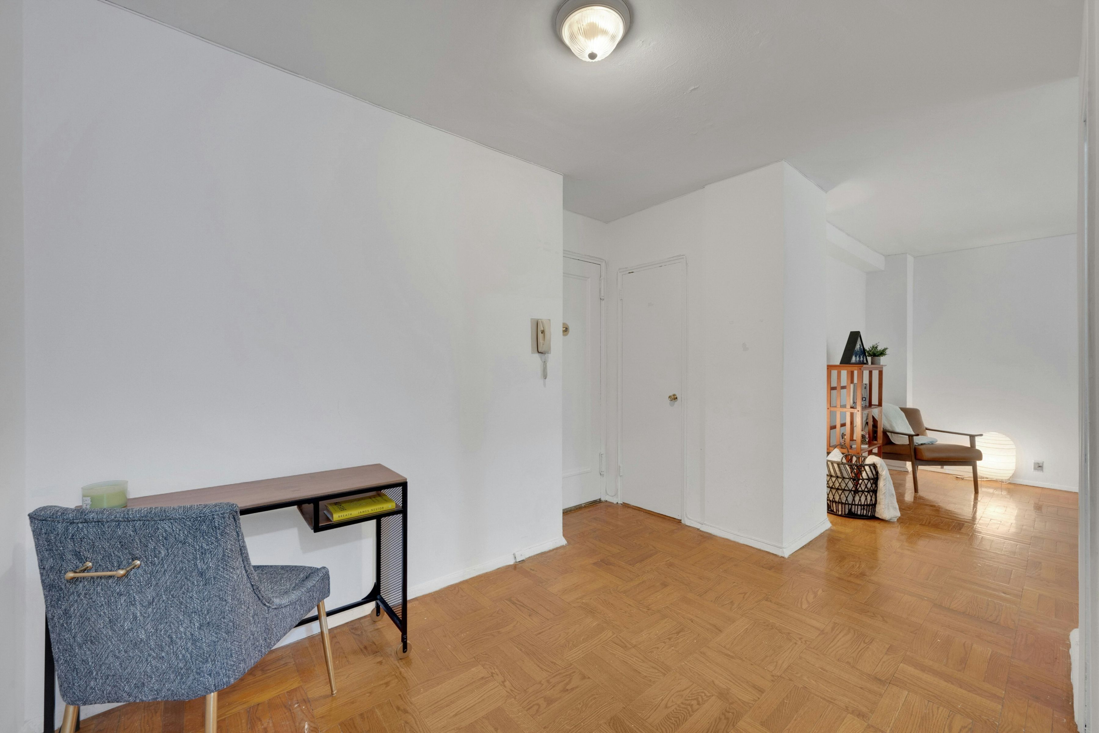  735 Kappock Street - 物件實景