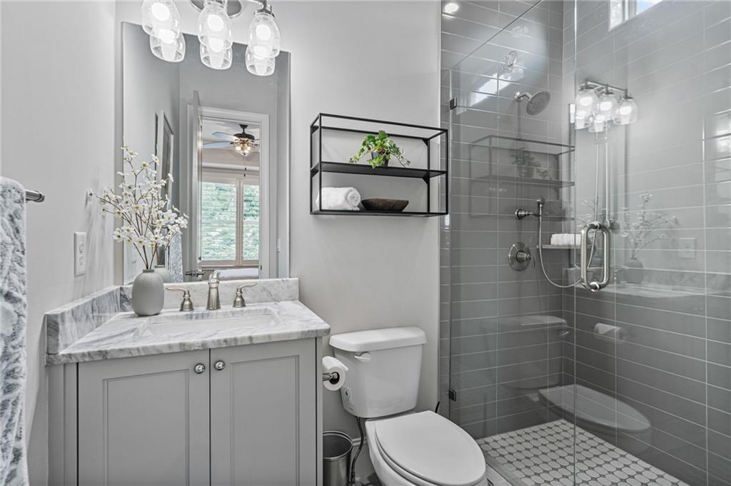 Alpharetta, Georgia, 30022, United States, 6 Bedrooms Bedrooms, ,6 BathroomsBathrooms,Residential,For Sale,1900569