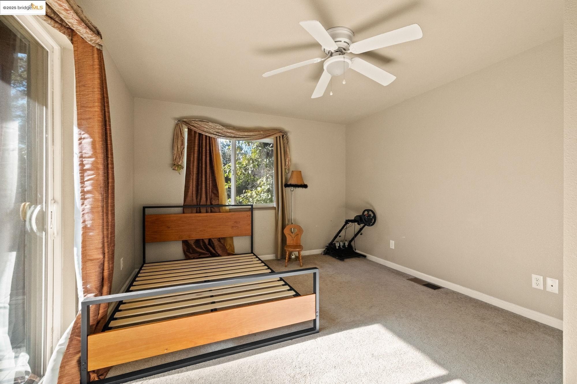 Sonora, California, 95370, United States, 5 Bedrooms Bedrooms, ,3 BathroomsBathrooms,Residential,For Sale,1979113