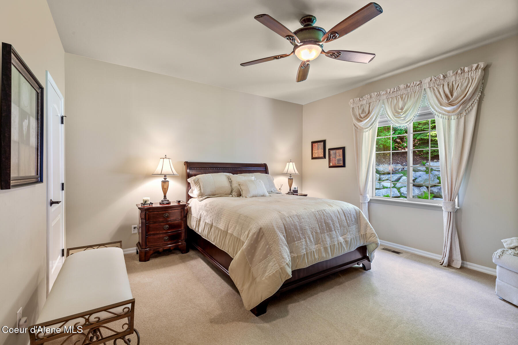 Coeur d'Alene, Idaho, 83814, United States, 4 Bedrooms Bedrooms, ,Residential,For Sale,2048588