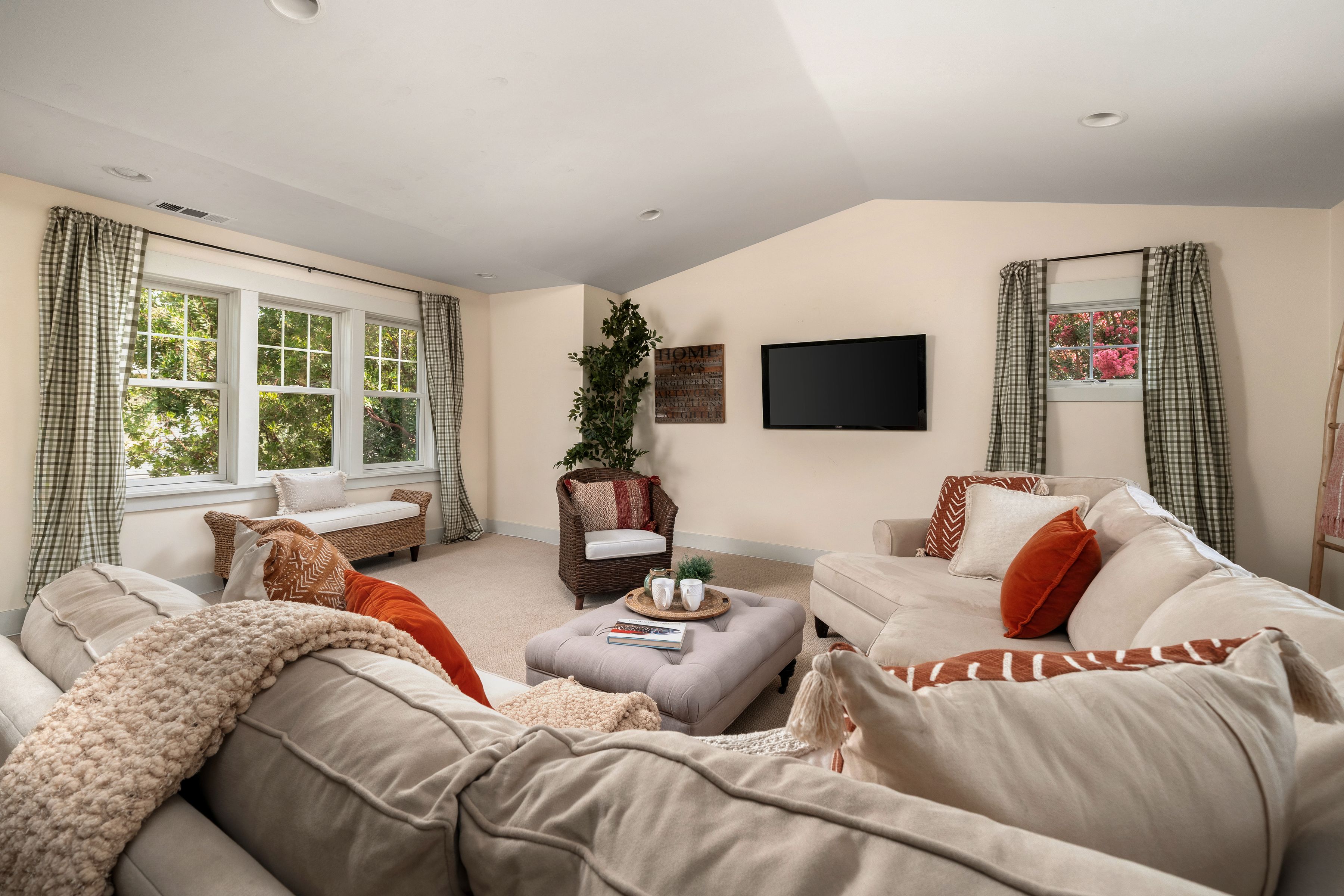  Spacious and Designed for Your Lifestyle - 物件實景