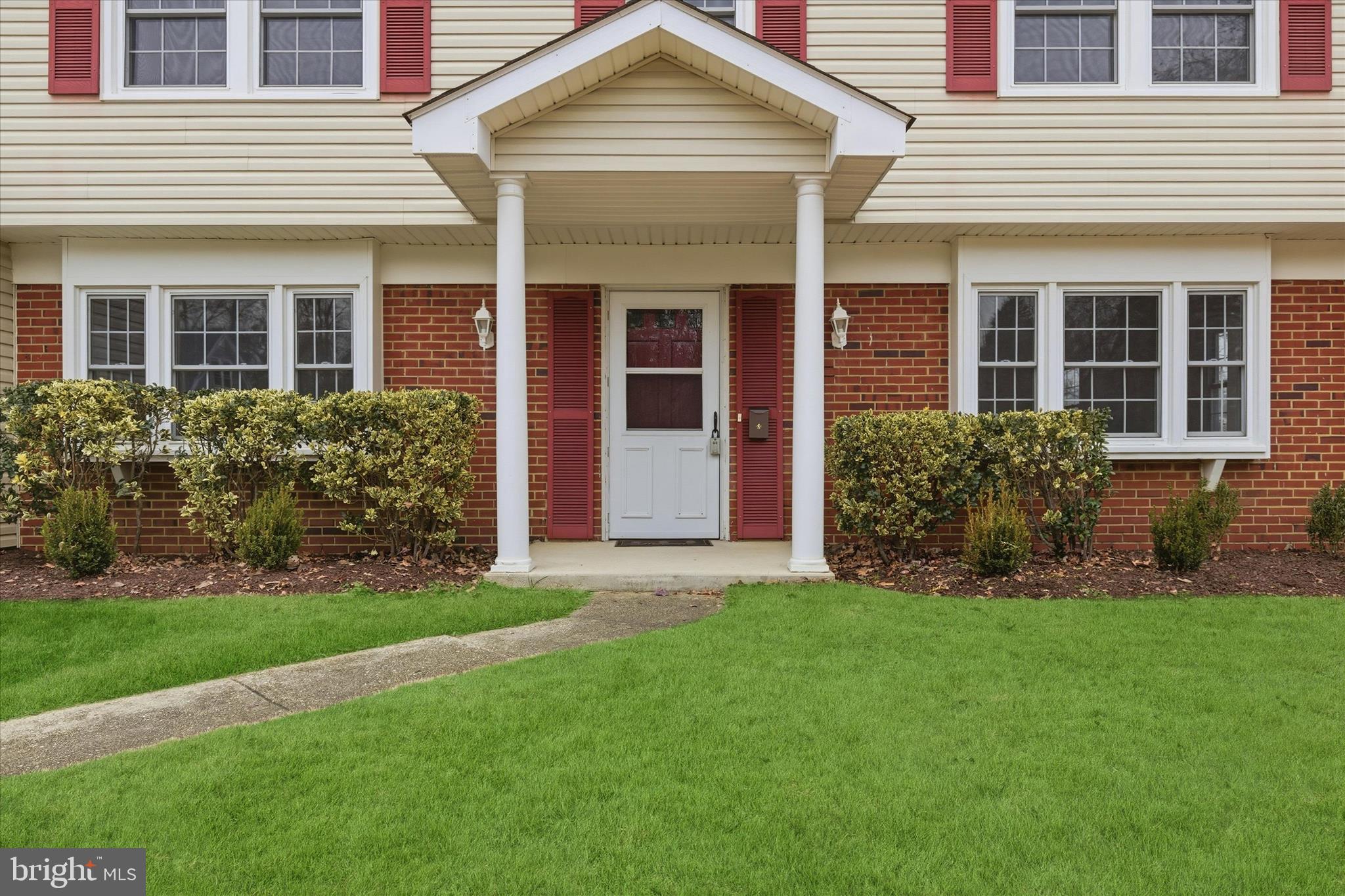 Bowie, Maryland, 20715, United States, 5 Bedrooms Bedrooms, ,3 BathroomsBathrooms,Residential,For Sale,2009655