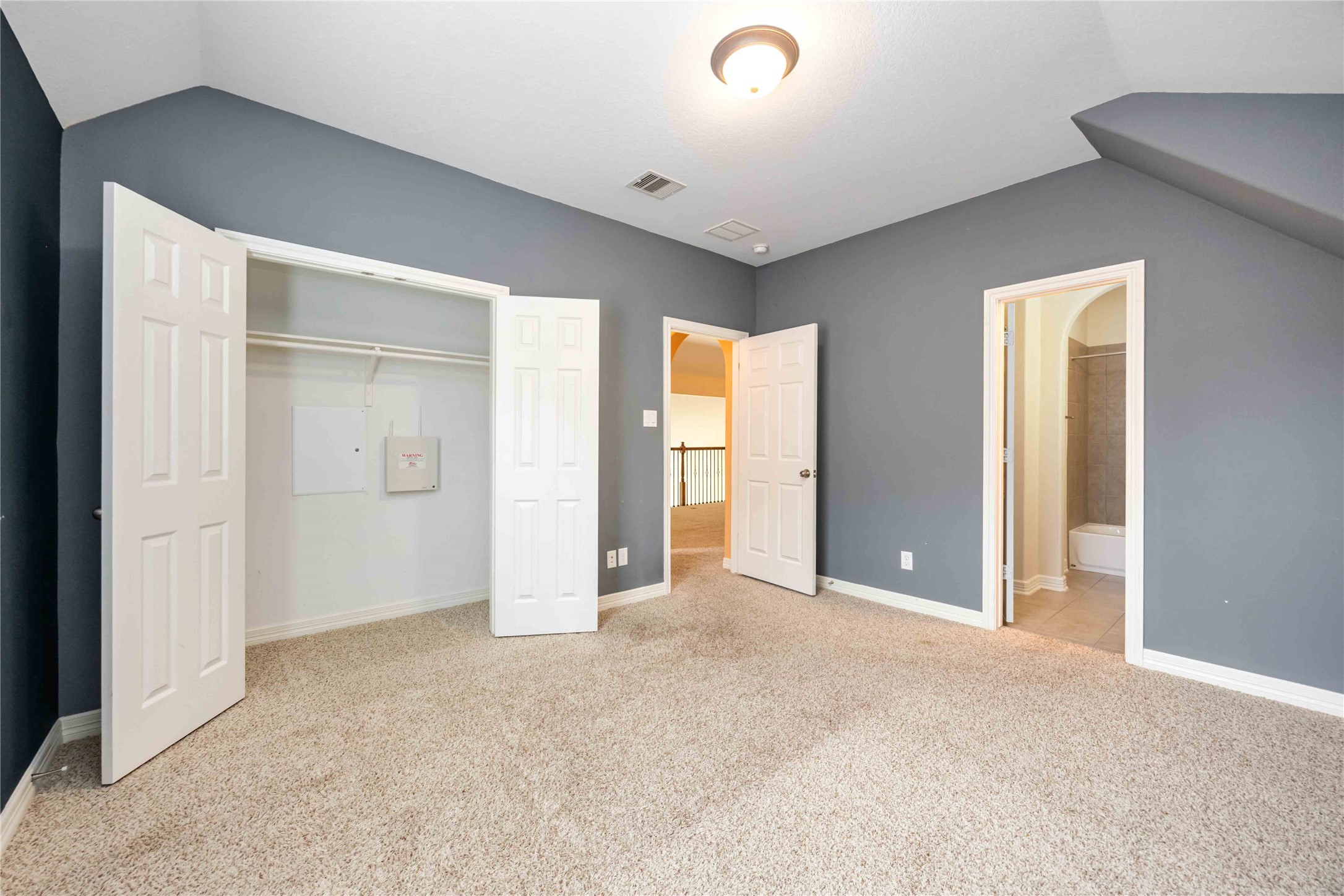 Missouri City, Texas, 77459, United States, 5 Bedrooms Bedrooms, ,4 BathroomsBathrooms,Residential,For Sale,1906951