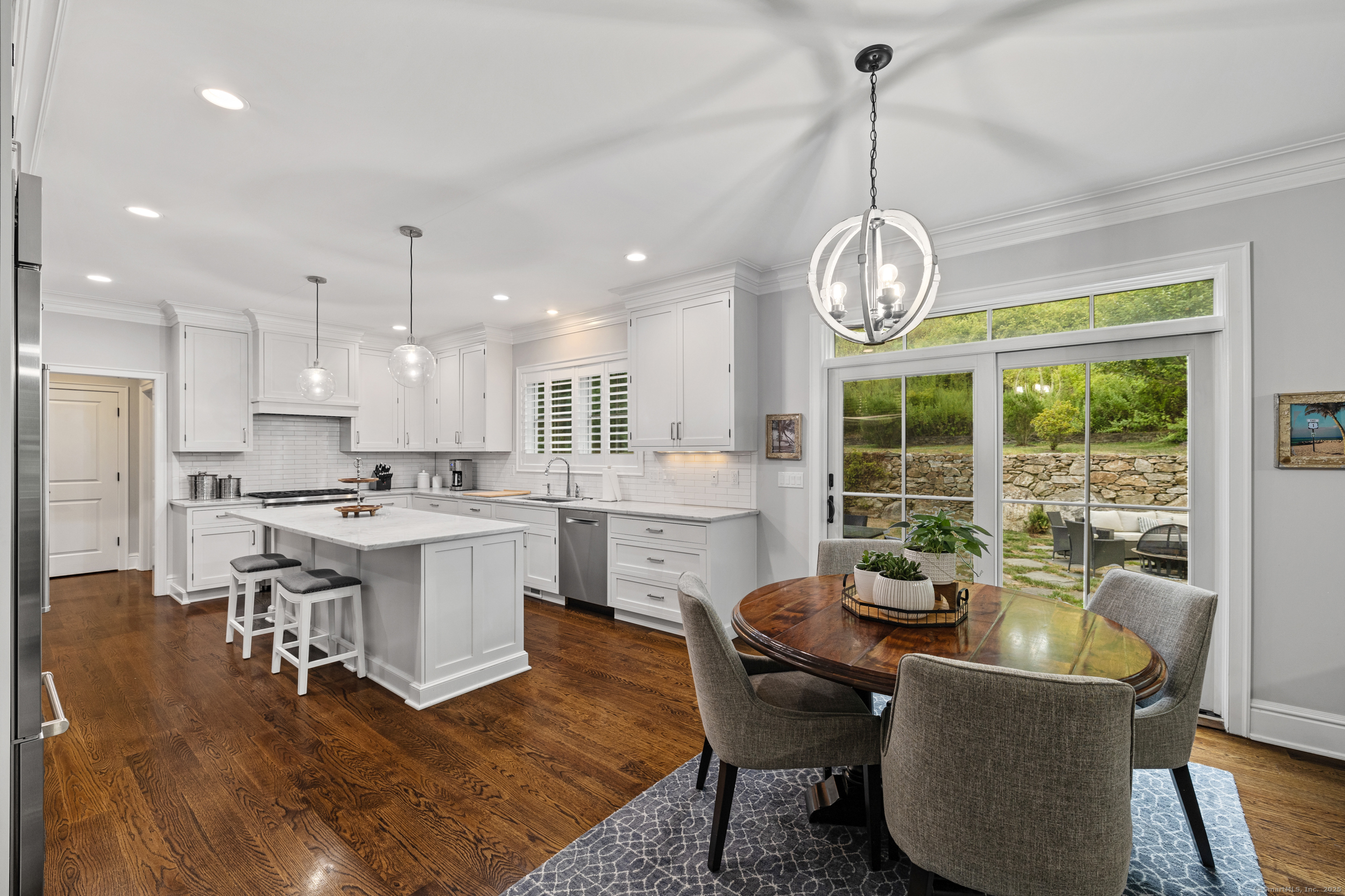 Weston, Connecticut, 06883, United States, 5 Bedrooms Bedrooms, ,5 BathroomsBathrooms,Residential,For Sale,1938850