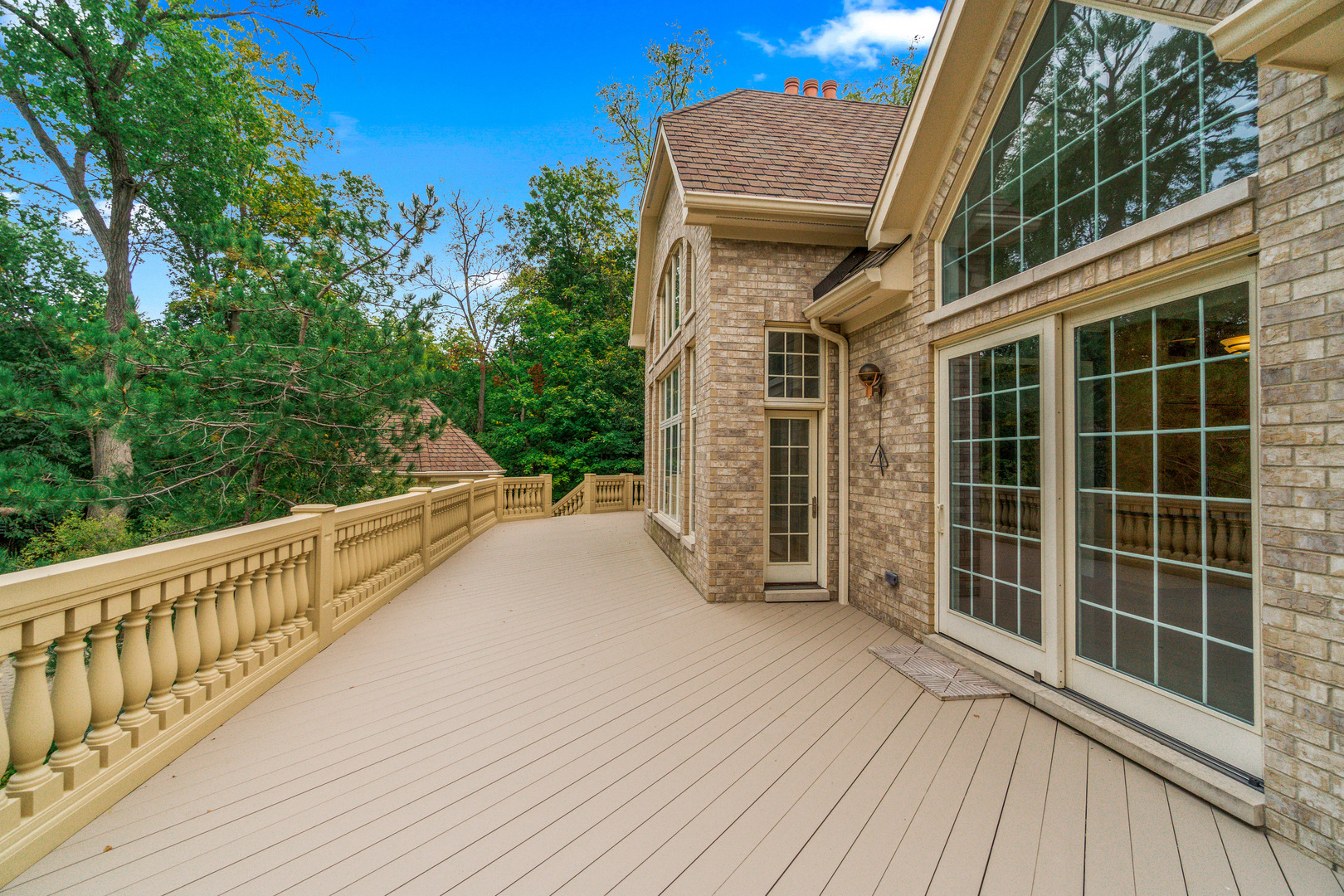 Oswego, Illinois, 60543, United States, 5 Bedrooms Bedrooms, ,7 BathroomsBathrooms,Residential,For Sale,1982116