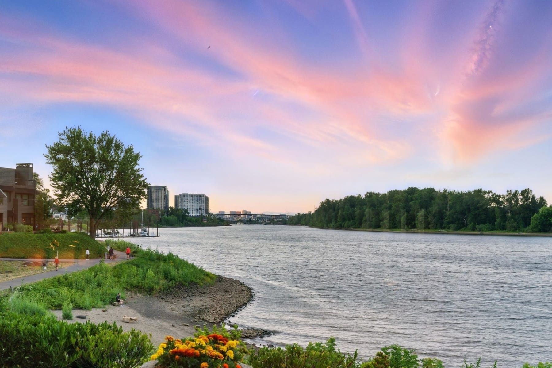  6118 S RIVERPOINT LN Portland, OR 97239 - 物件實景