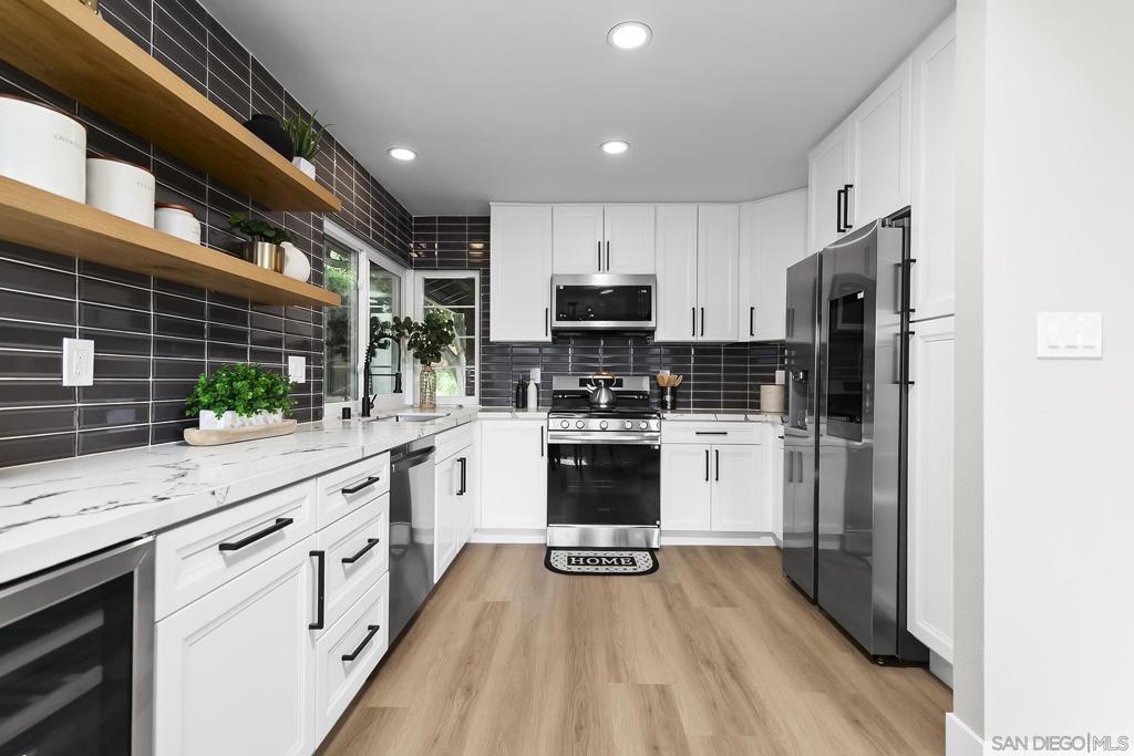 San Diego, California, 92111, United States, 3 Bedrooms Bedrooms, ,3 BathroomsBathrooms,Residential,For Sale,2010318