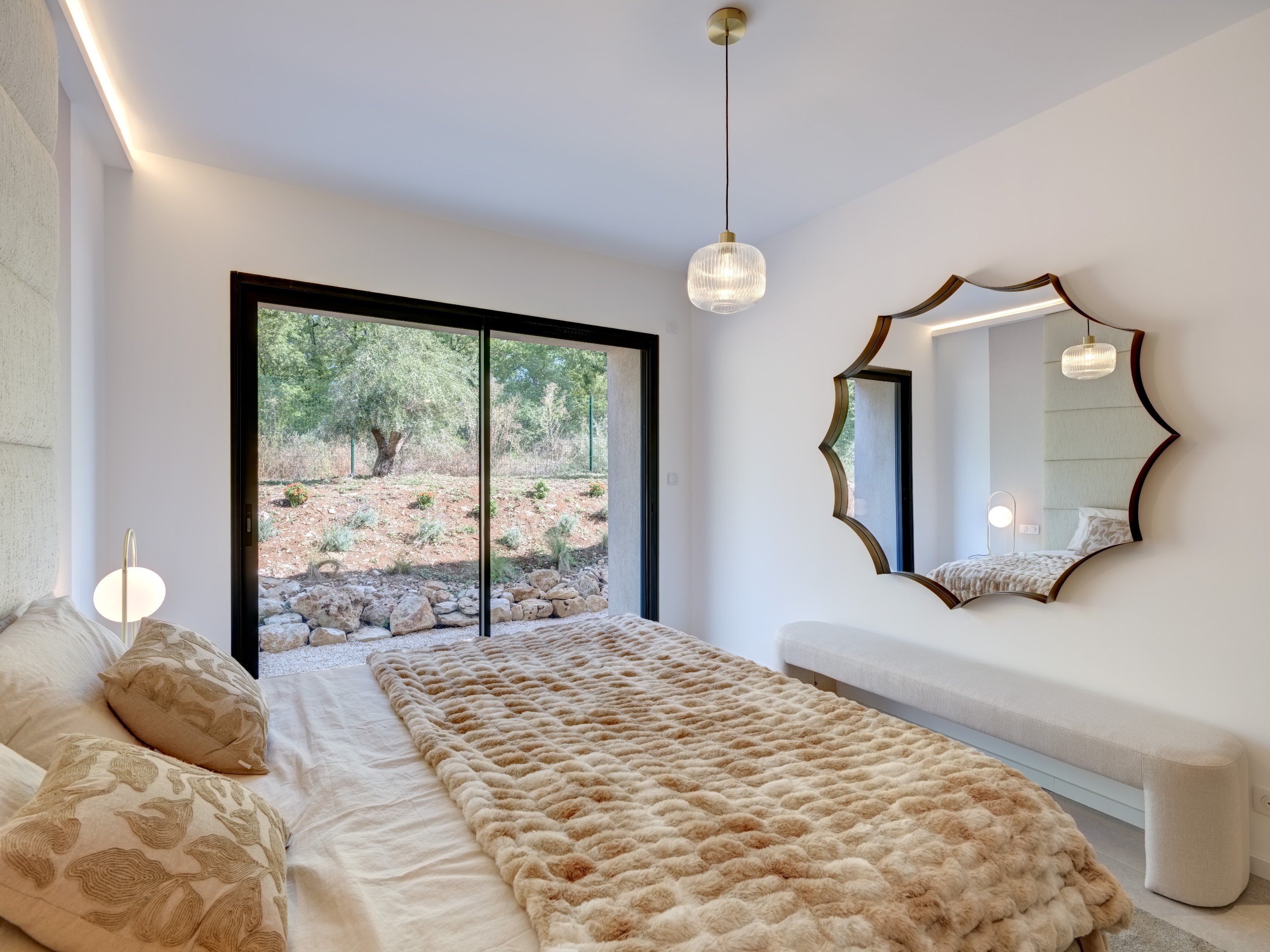  Tourrettes Terre Blanche villa 240 sqm golf estate pool furnished land 1866 sqm - 物件實景