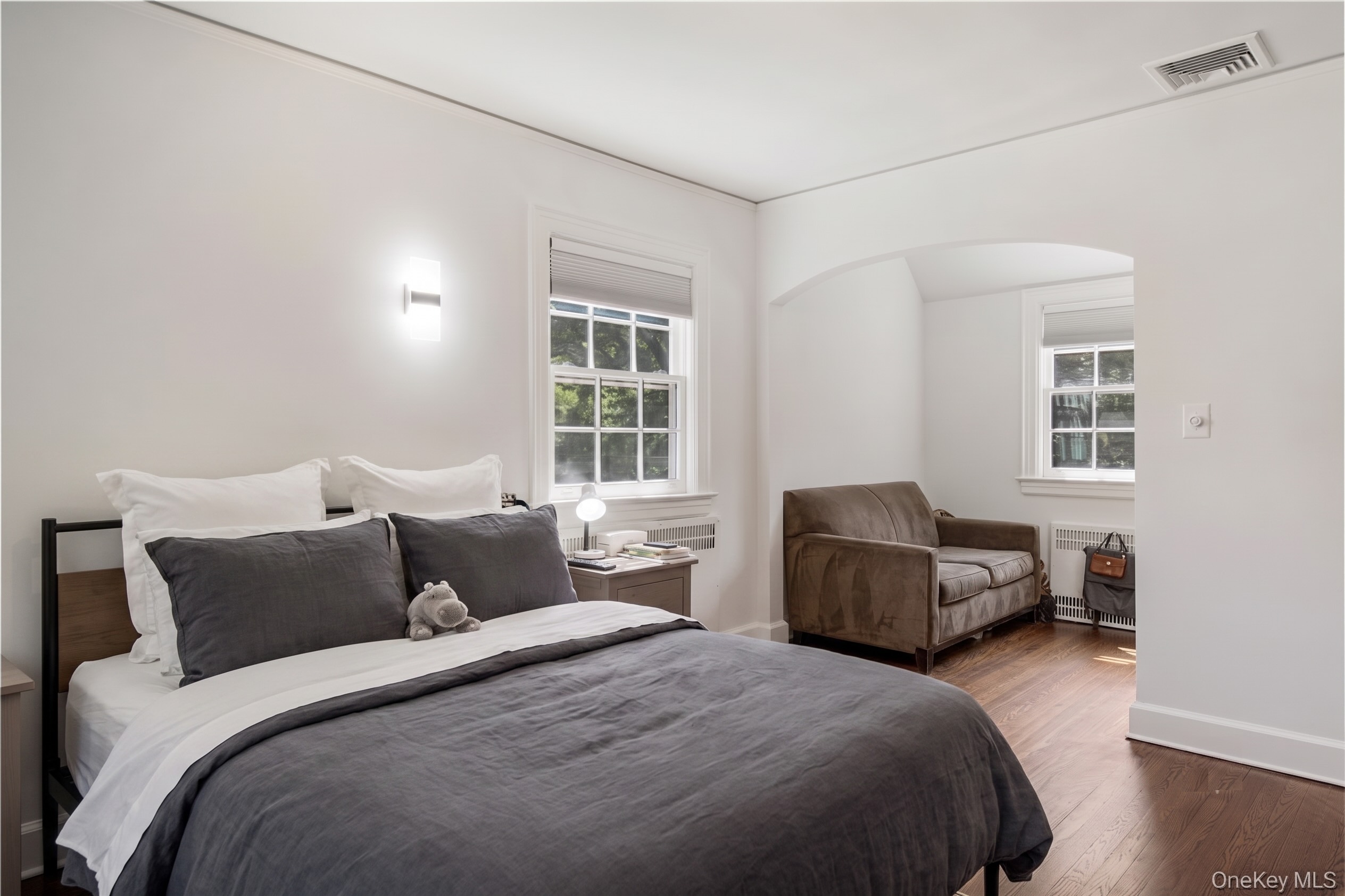  Distinctive Scarsdale rental offering the perfect blend of character, space, an - 物件實景