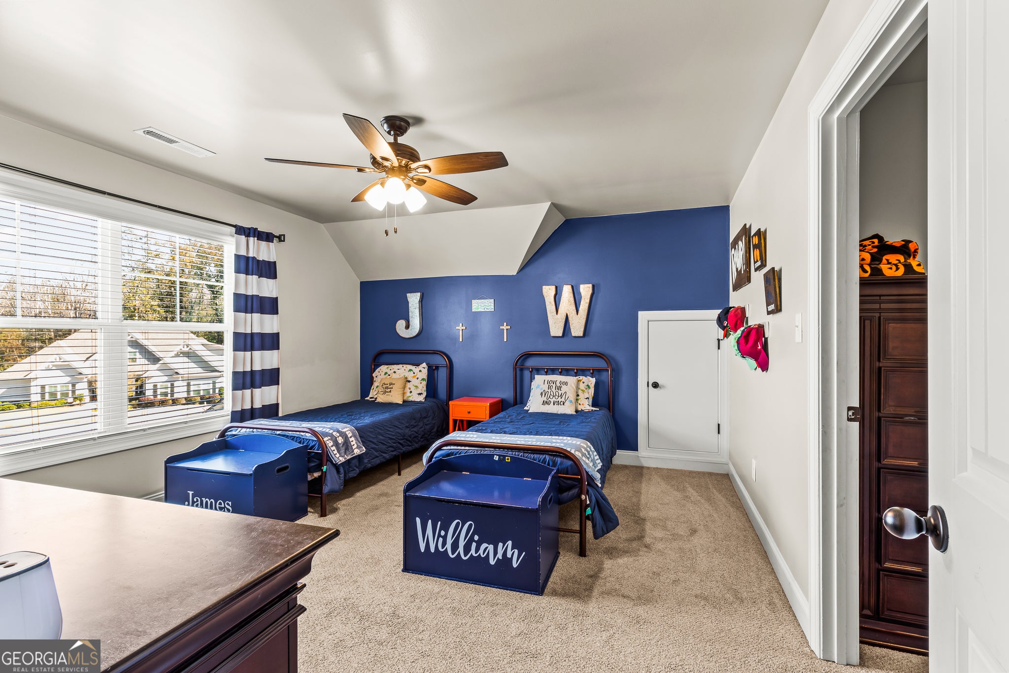 Senoia, Georgia, 30276, United States, 4 Bedrooms Bedrooms, ,3 BathroomsBathrooms,Residential,For Sale,1990817