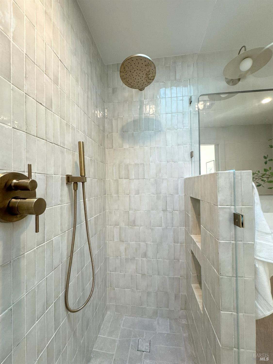 Sonoma, California, 95476, United States, 3 Bedrooms Bedrooms, ,3 BathroomsBathrooms,Residential,For Sale,1976344