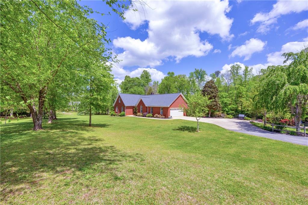 Murrayville, Georgia, 30564, United States, 5 Bedrooms Bedrooms, ,4 BathroomsBathrooms,Residential,For Sale,1836190