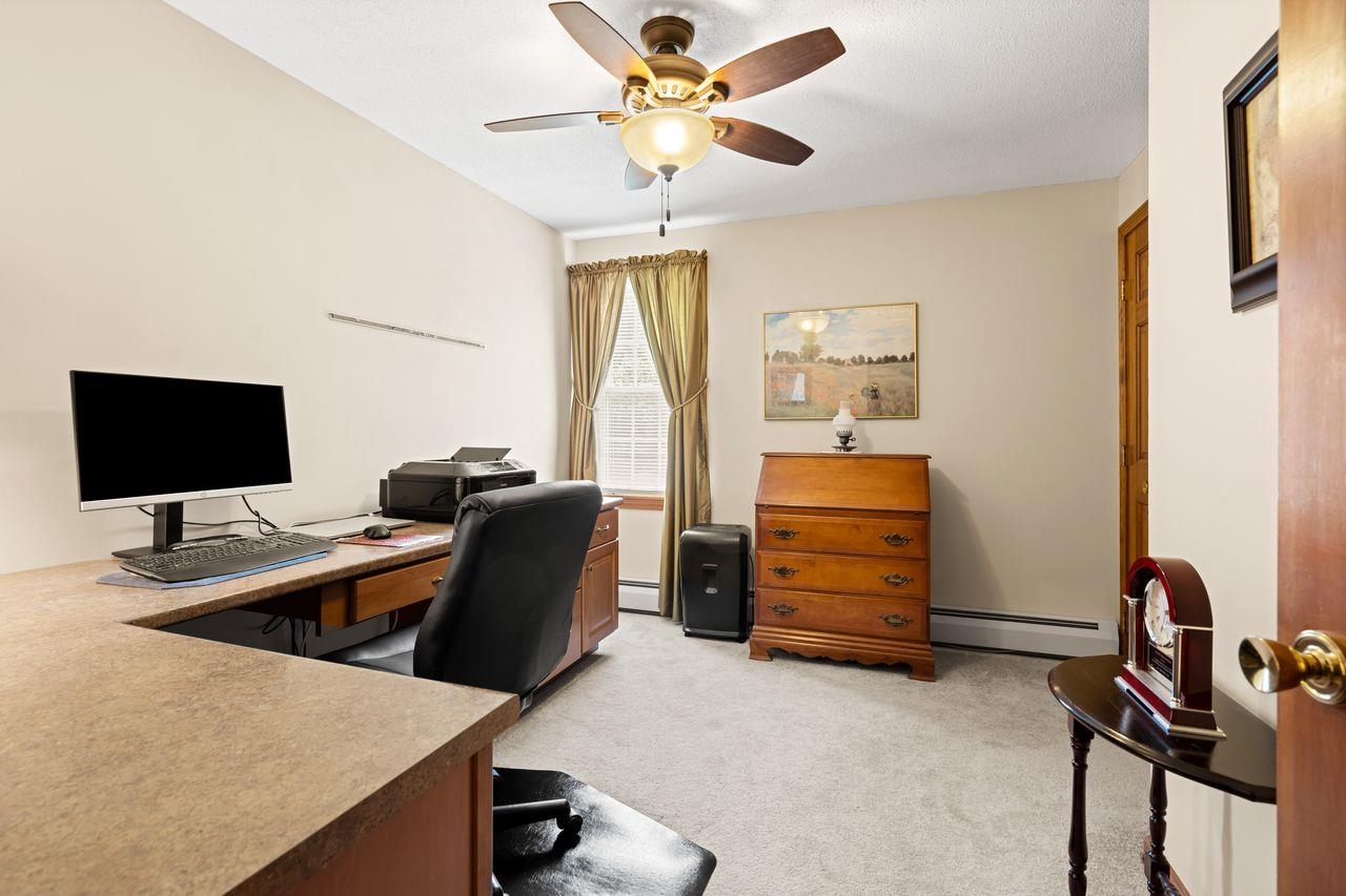 Hooksett, New Hampshire, 03106, United States, 3 Bedrooms Bedrooms, ,2 BathroomsBathrooms,Residential,For Sale,1897841