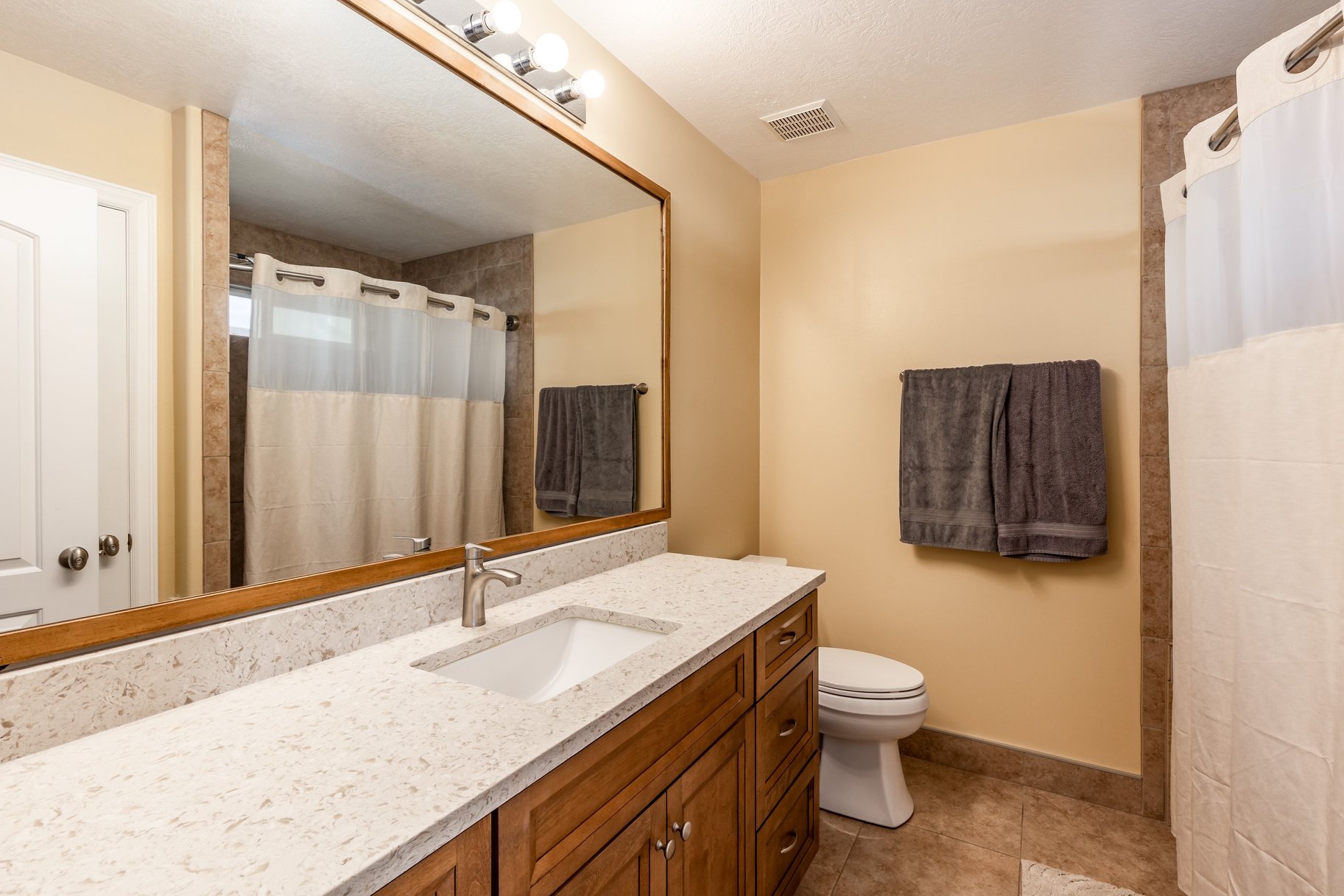  Move-In Ready in an Established Eagle Mountain Neighborhood - 物件實景