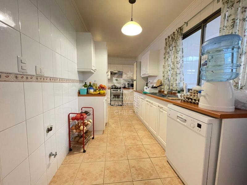 Calama, Chile, 5 Bedrooms Bedrooms, ,5 BathroomsBathrooms,Residential,For Sale,1895966