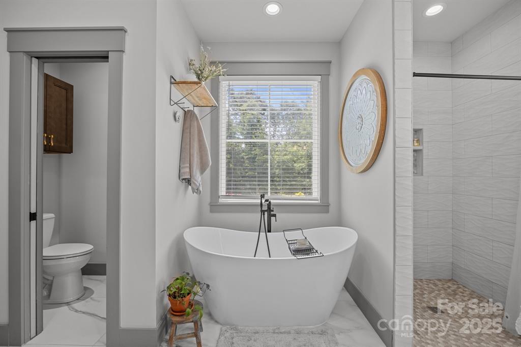 Bostic, North Carolina, 28018, United States, 3 Bedrooms Bedrooms, ,3 BathroomsBathrooms,Residential,For Sale,1875205