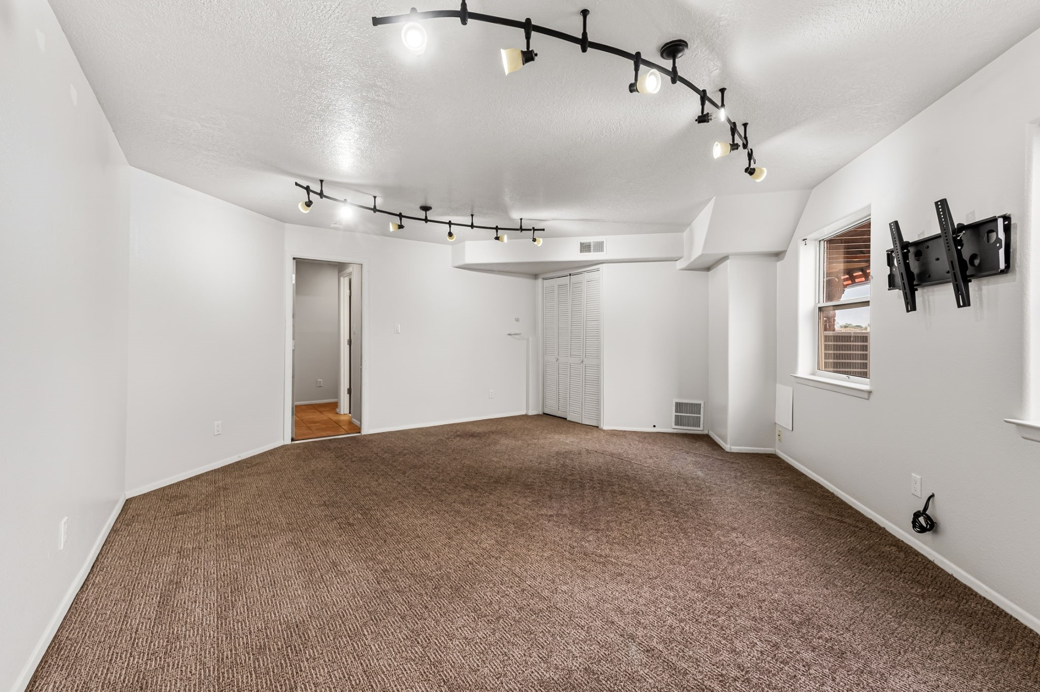  901 Calle Coronado - 物件實景