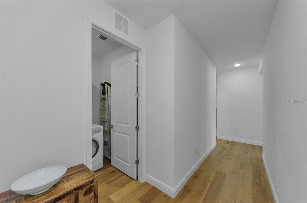 St Petersburg, Florida, 33701, United States, 3 Bedrooms Bedrooms, ,3 BathroomsBathrooms,Residential,For Sale,1885296