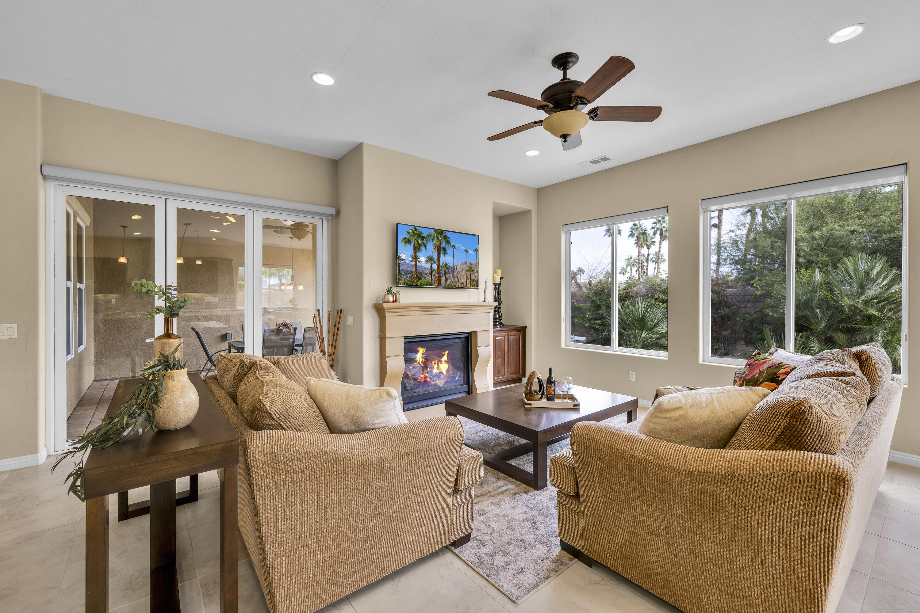 La Quinta, California, 92253, United States, 3 Bedrooms Bedrooms, ,4 BathroomsBathrooms,Residential,For Sale,1991263