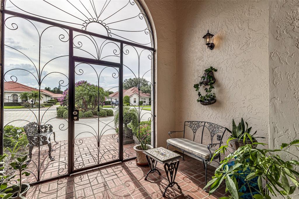Lake Wales, Florida, 33898, United States, 2 Bedrooms Bedrooms, ,4 BathroomsBathrooms,Residential,For Sale,1908279